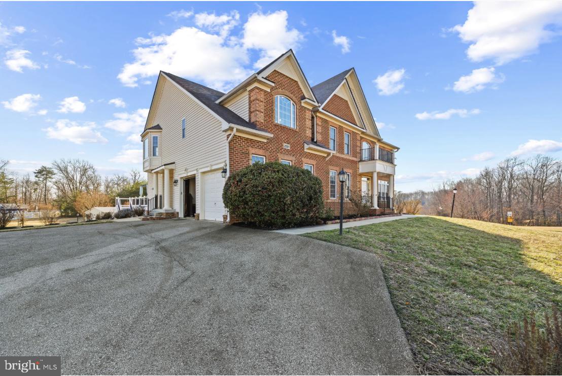 WASHINGTON OVERLOOK - Residential