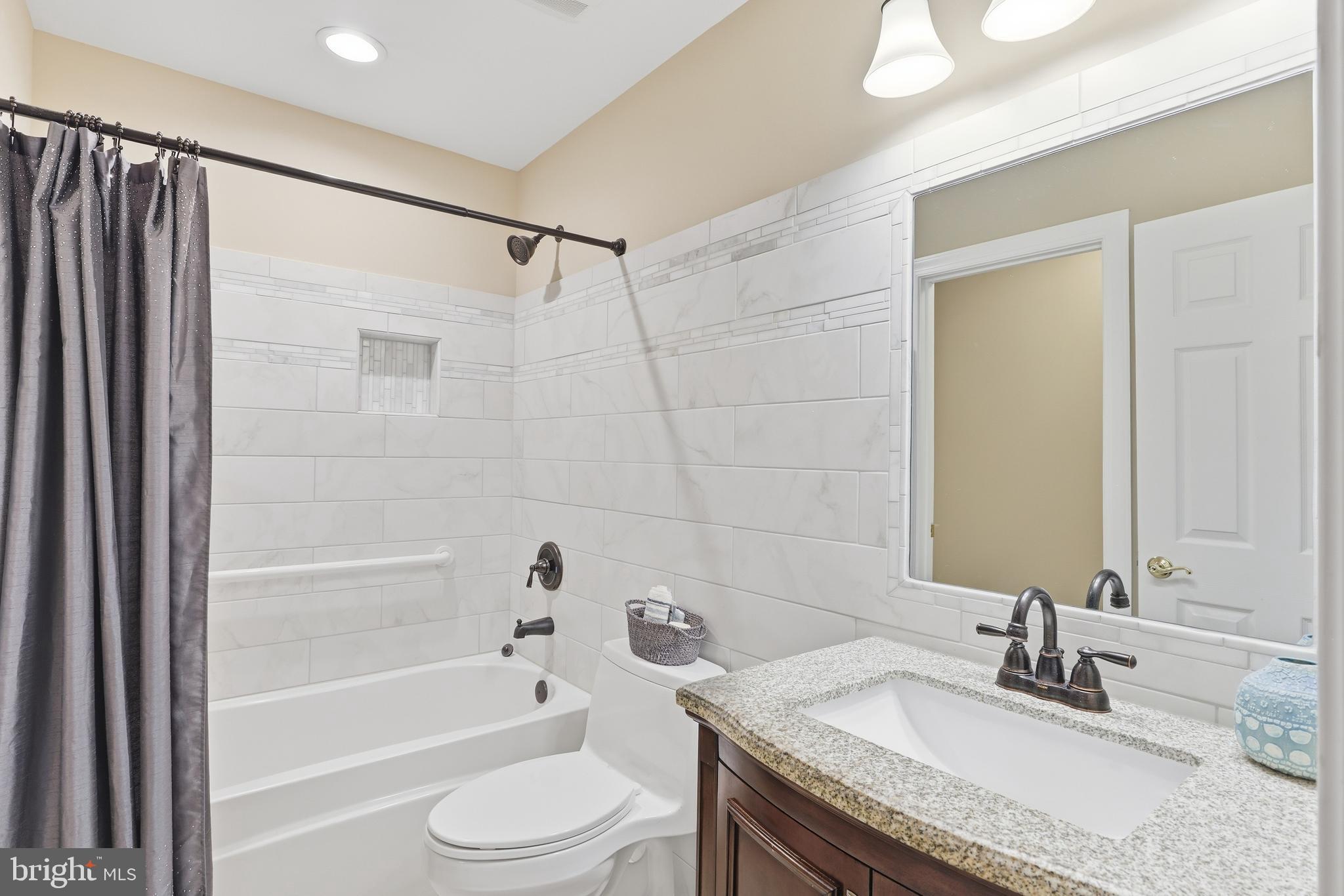 CROFTON COLONY - Residential