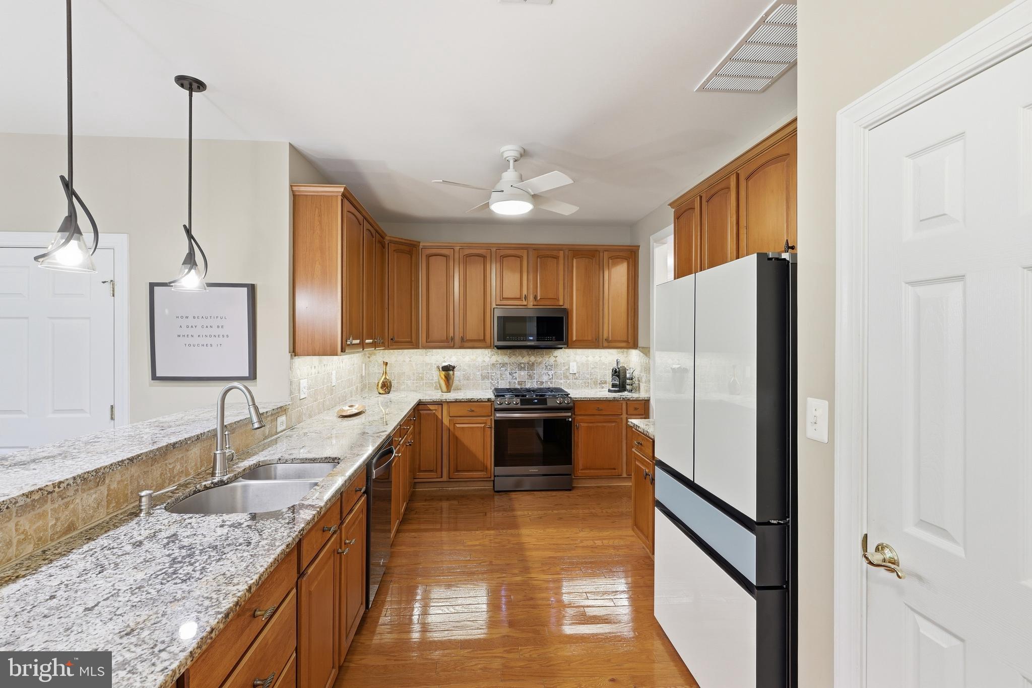 CROFTON COLONY - Residential