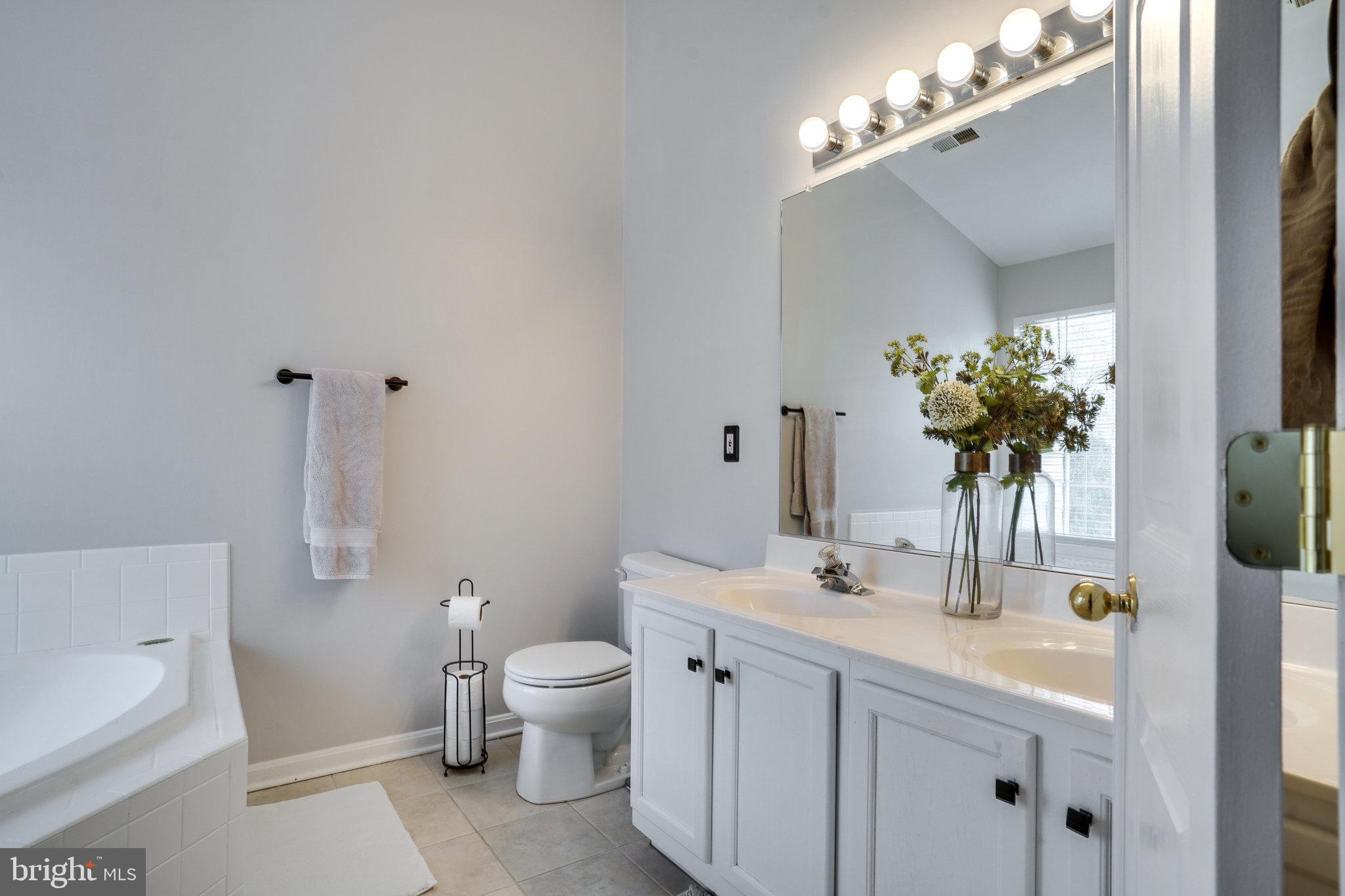 KINGSBROOKE - Residential