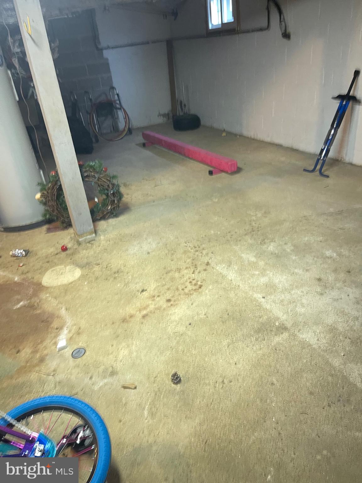 WINDSOR  MILL - Residential