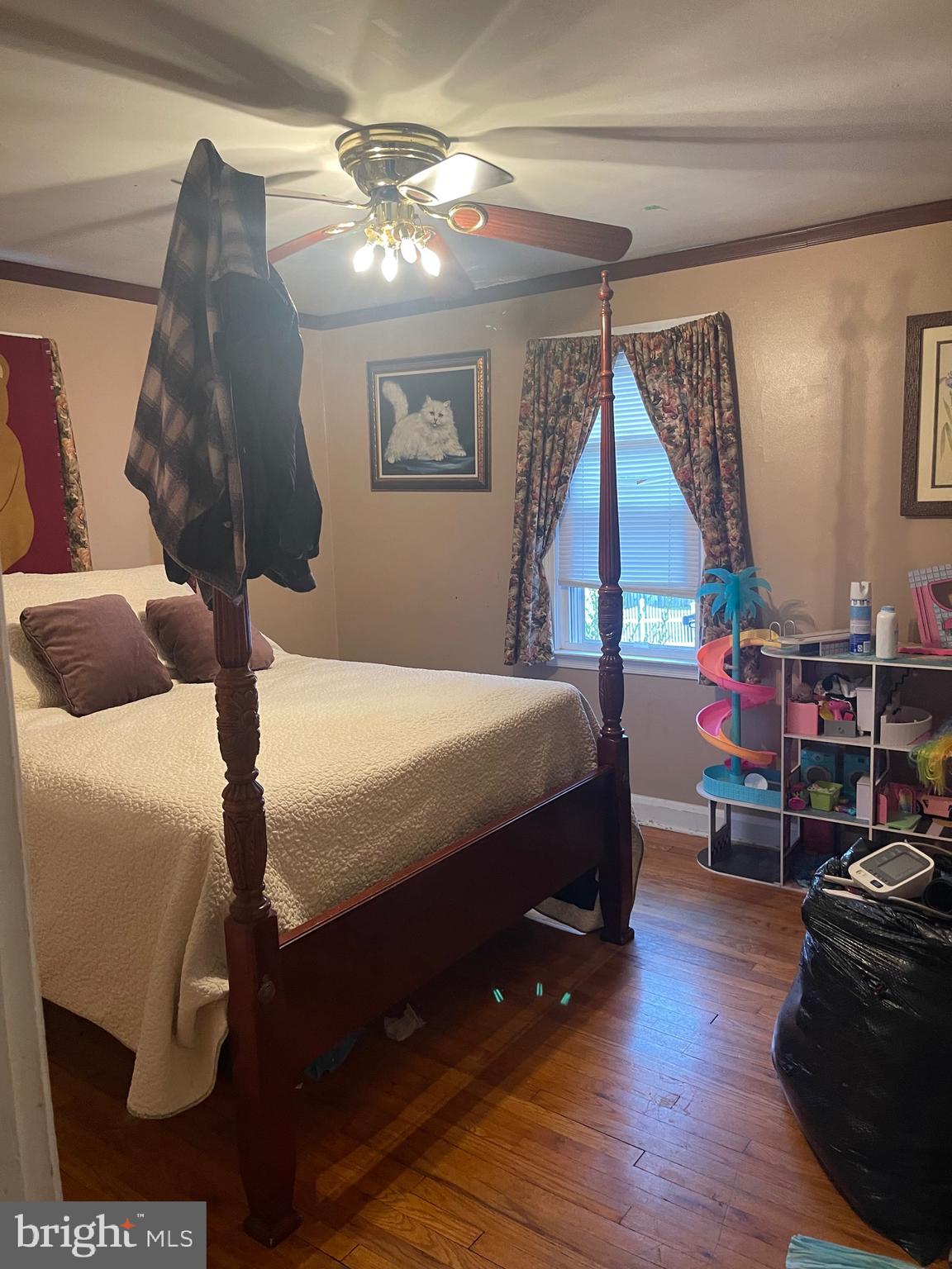 WINDSOR  MILL - Residential