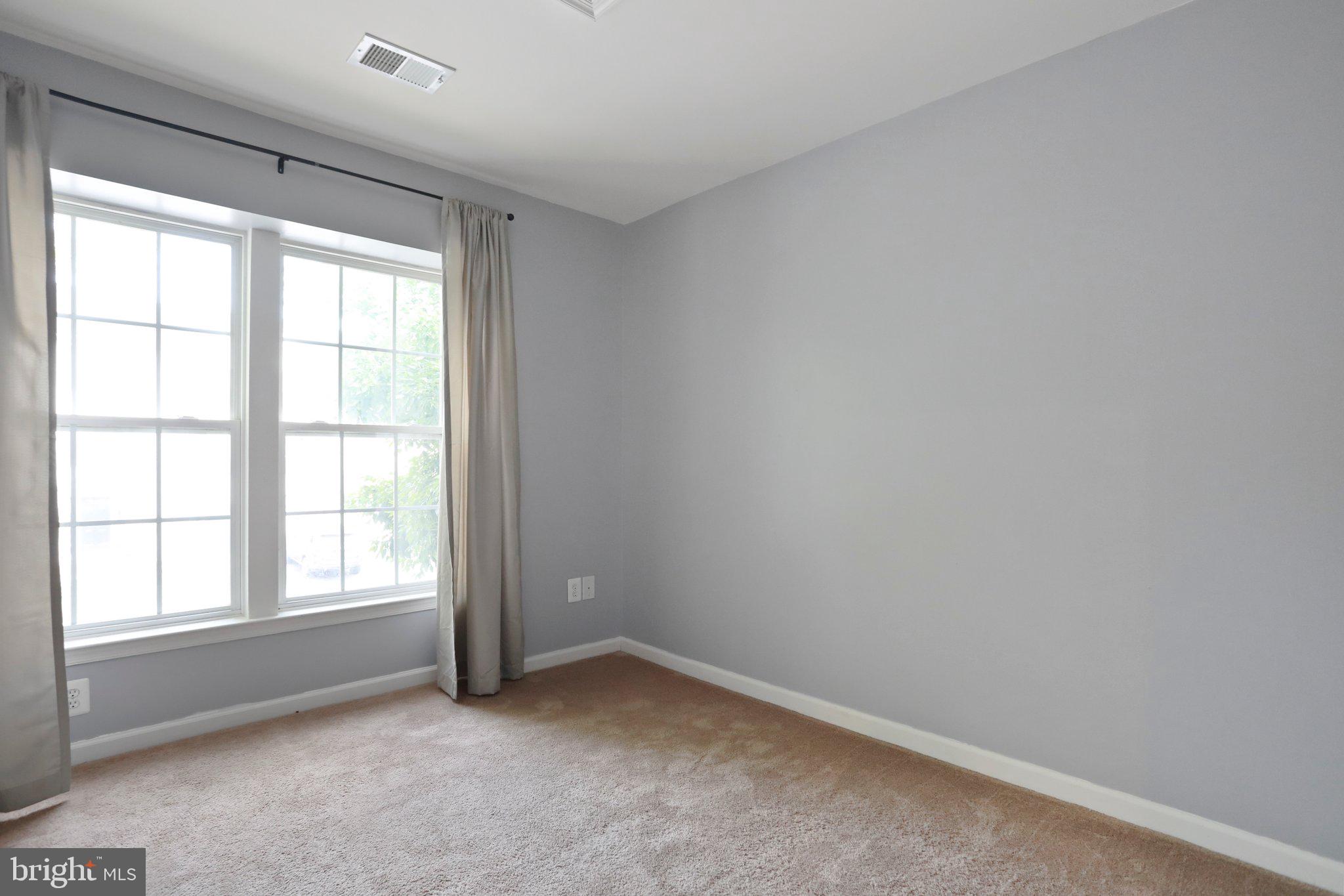 LAKELAND PLACE - Residential