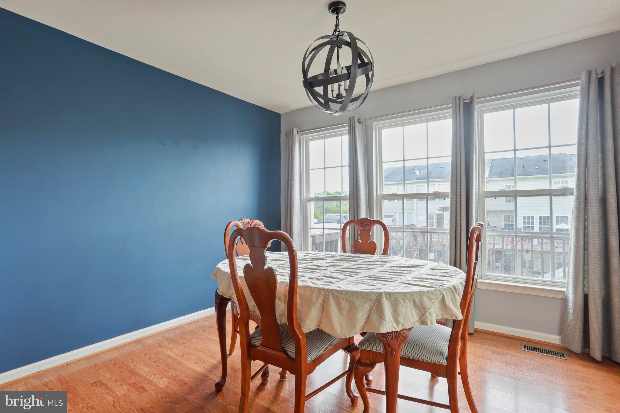 LAKELAND PLACE - Residential