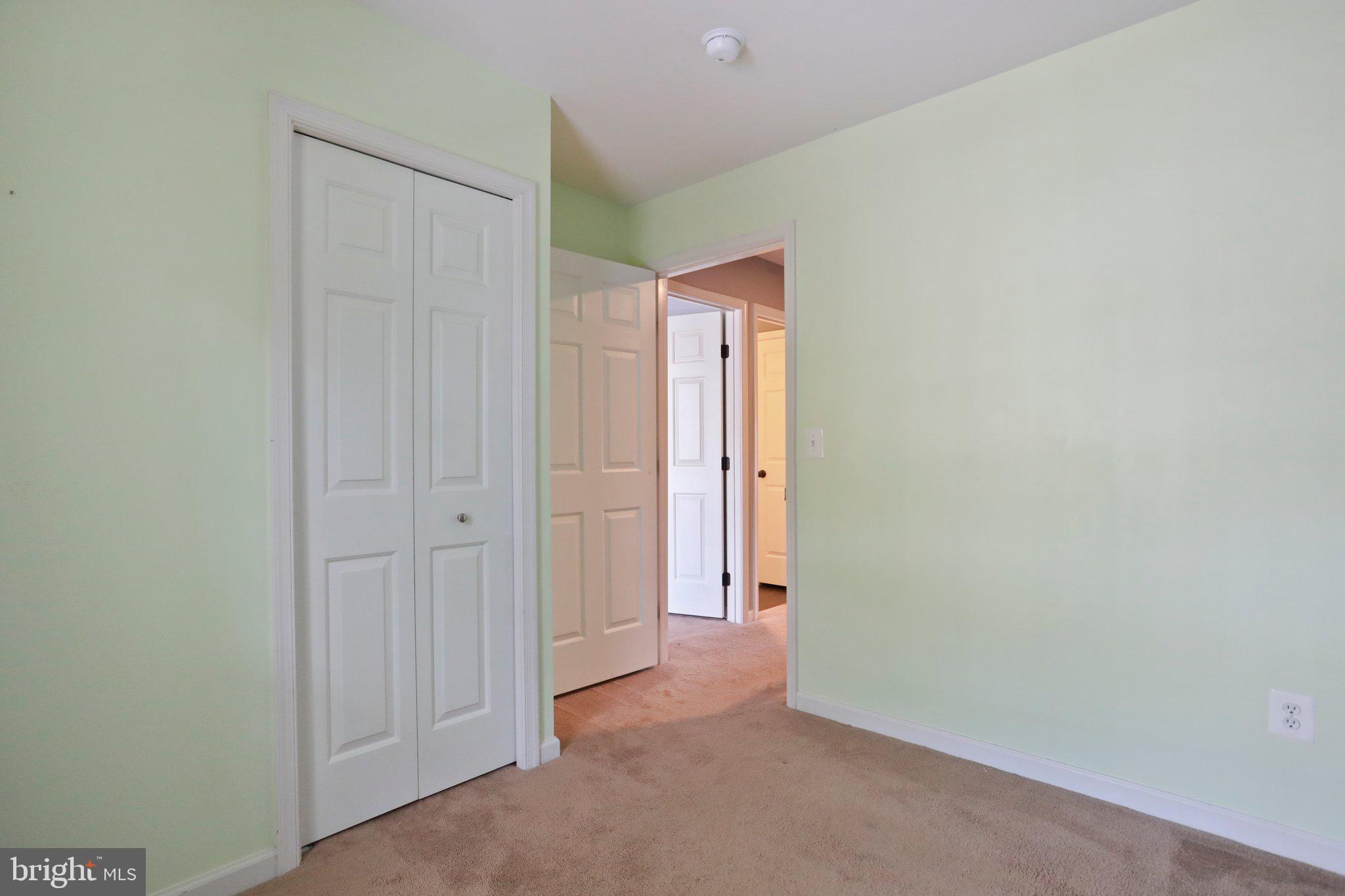 LAKELAND PLACE - Residential