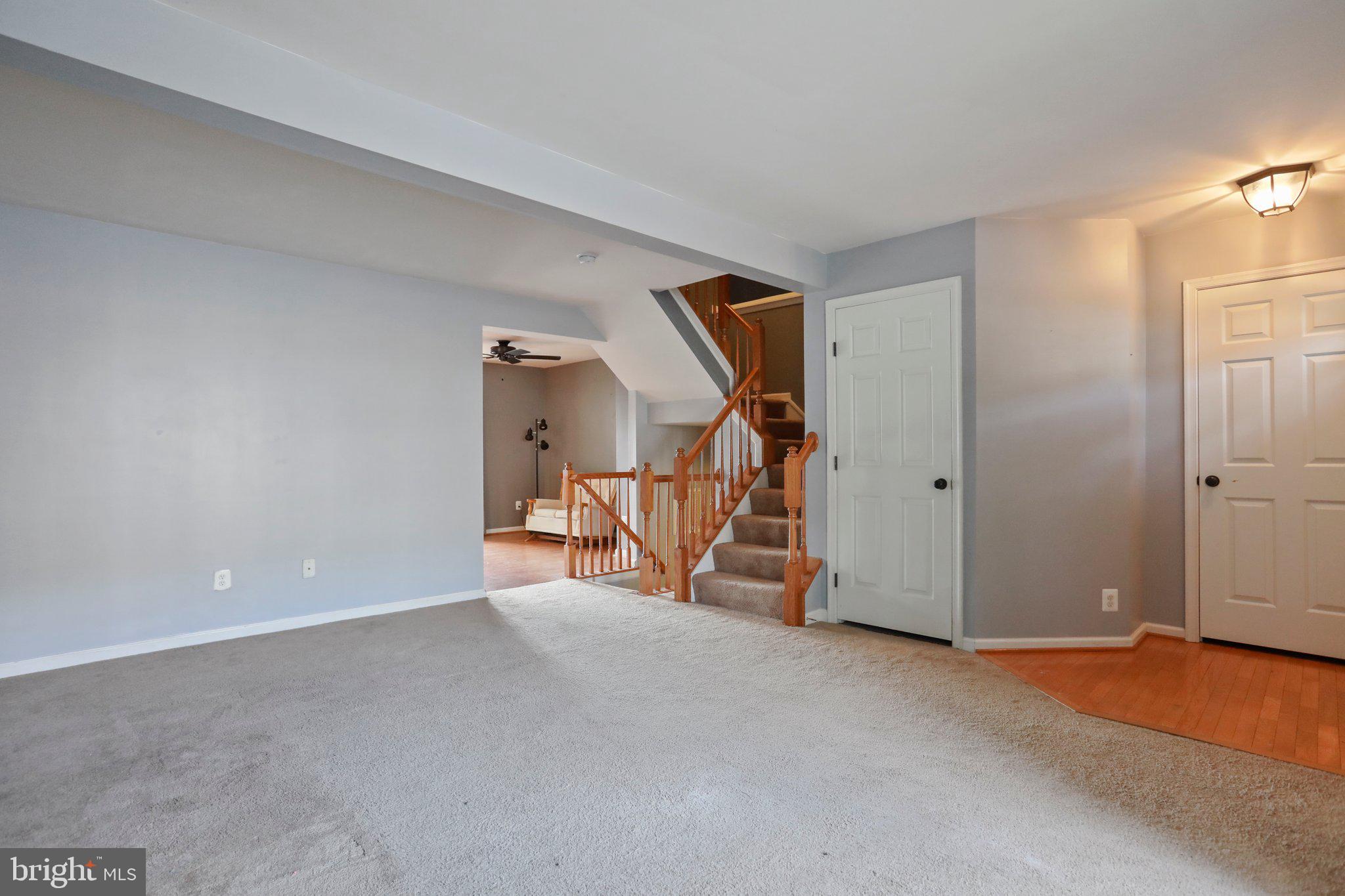 LAKELAND PLACE - Residential