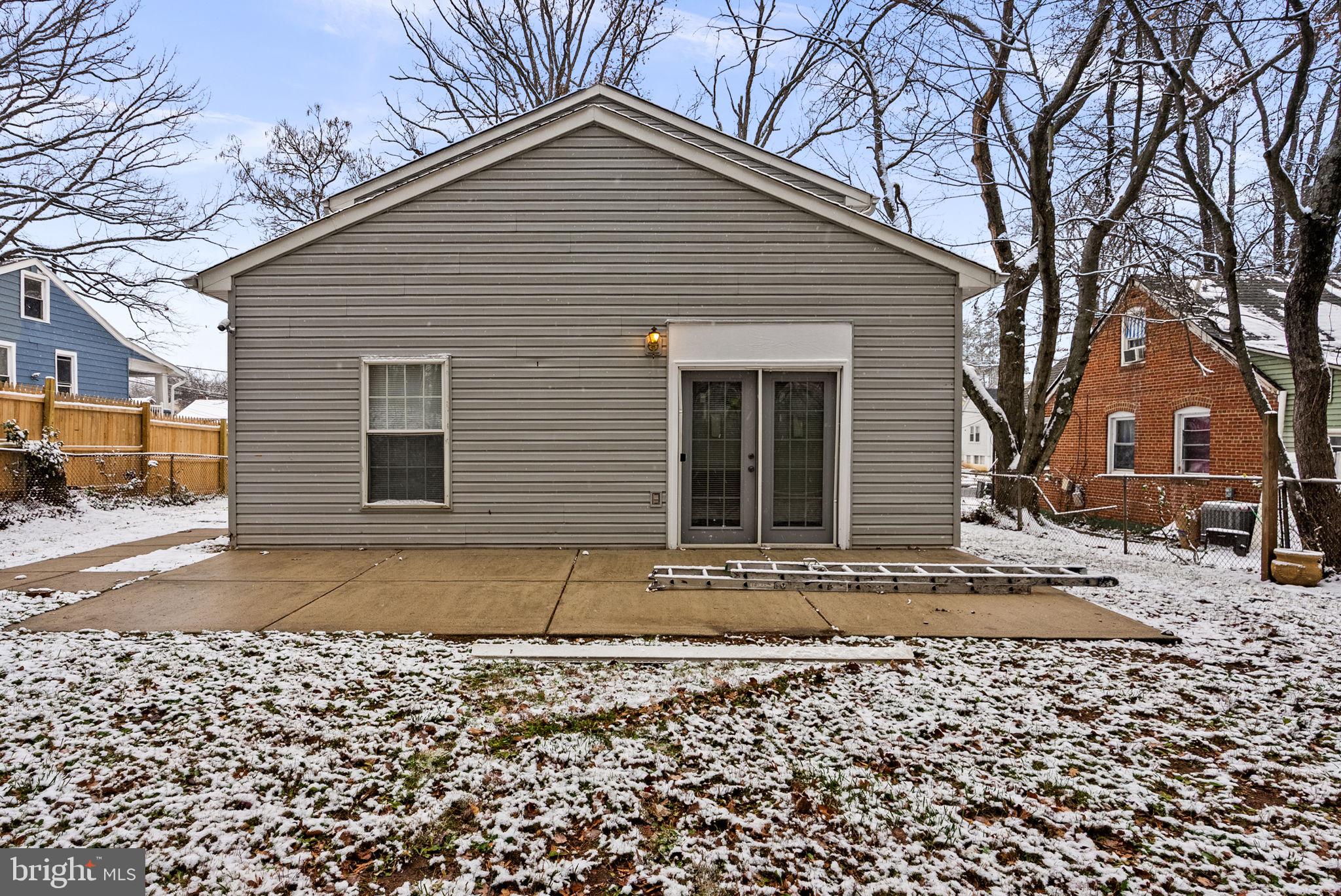 SEAT PLEASANT - Residential