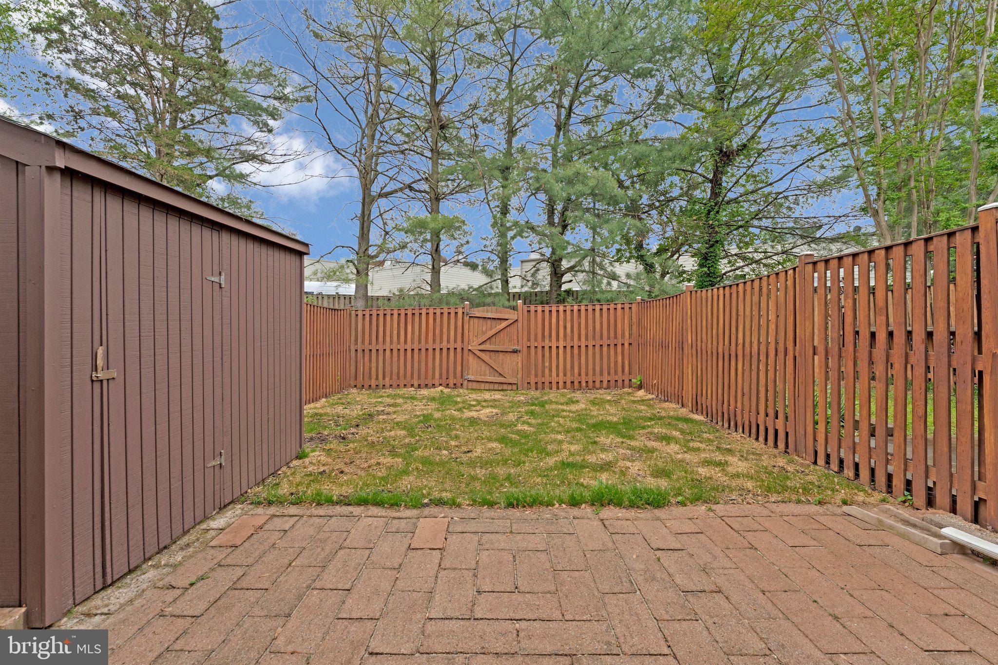 COUNTRYSIDE - Residential