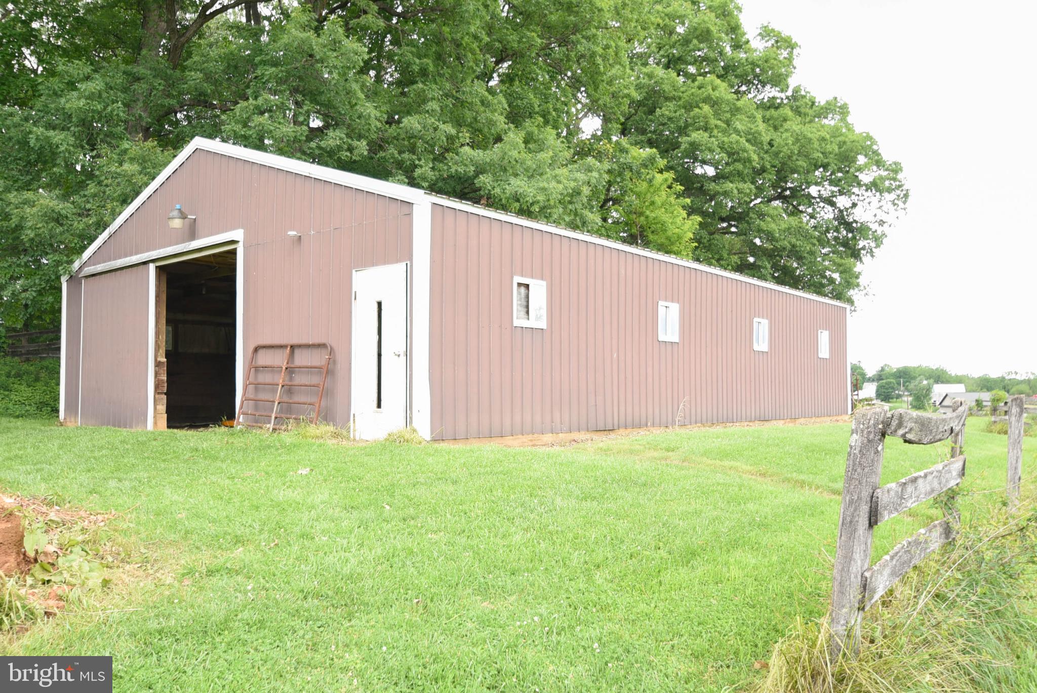 2511 BRADDOCK ROAD