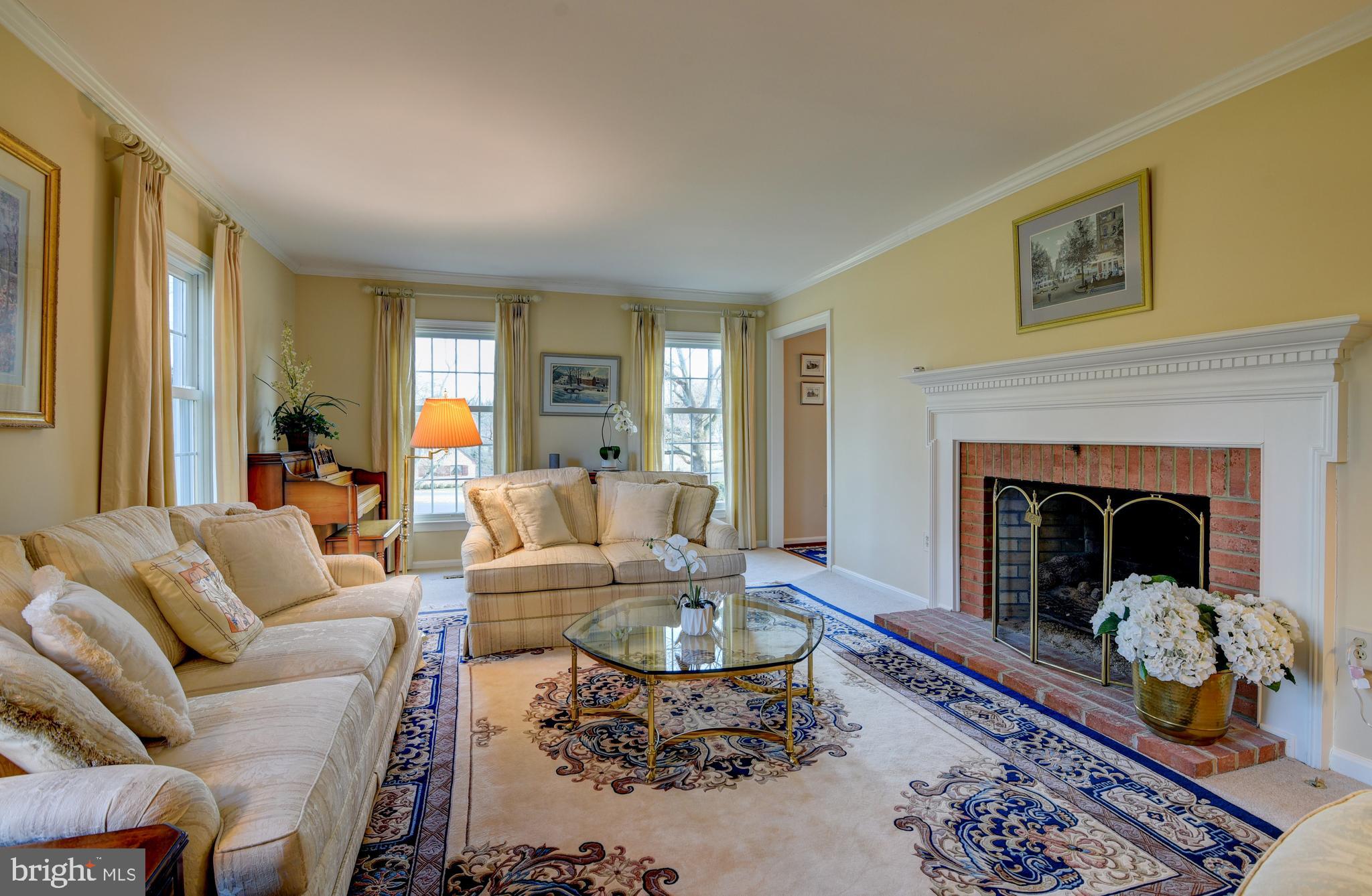 FOX LAKE - Residential