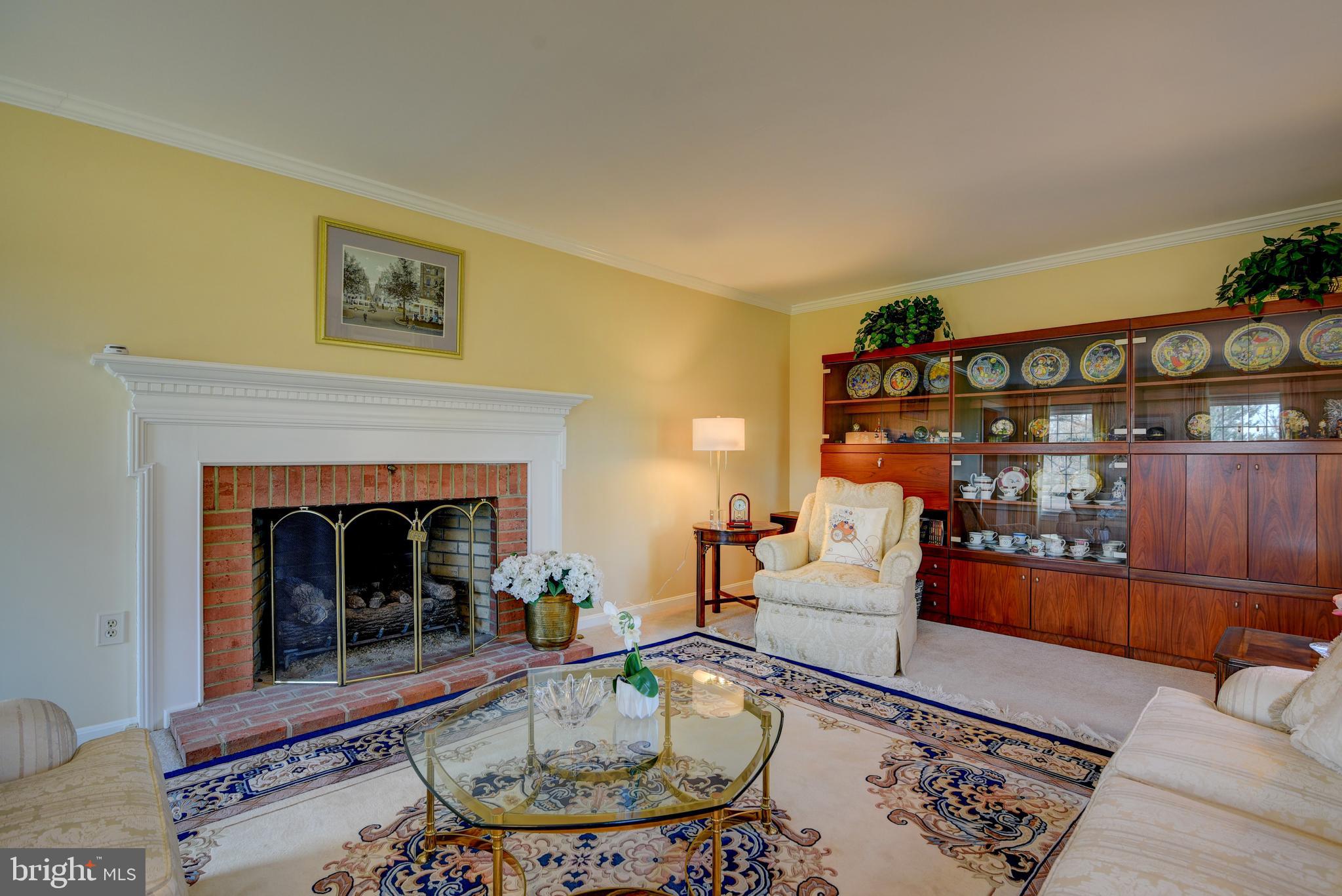 FOX LAKE - Residential