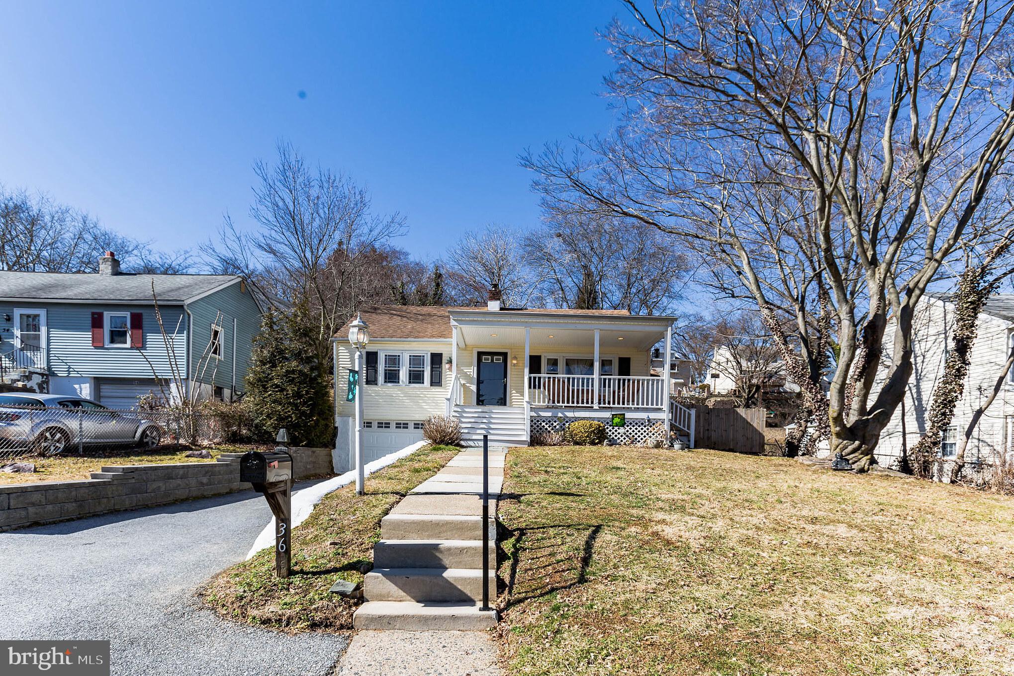 LARCHMONT - Residential