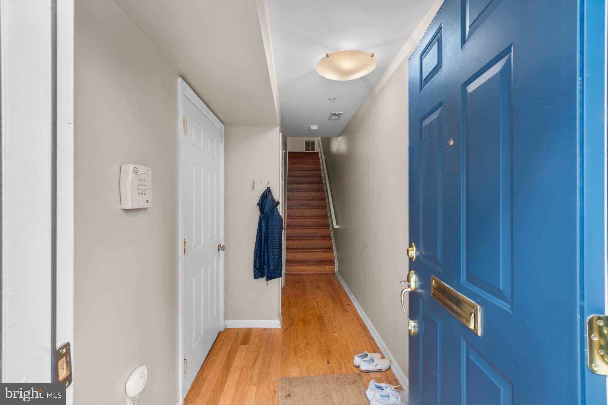 530 CANTON COURT