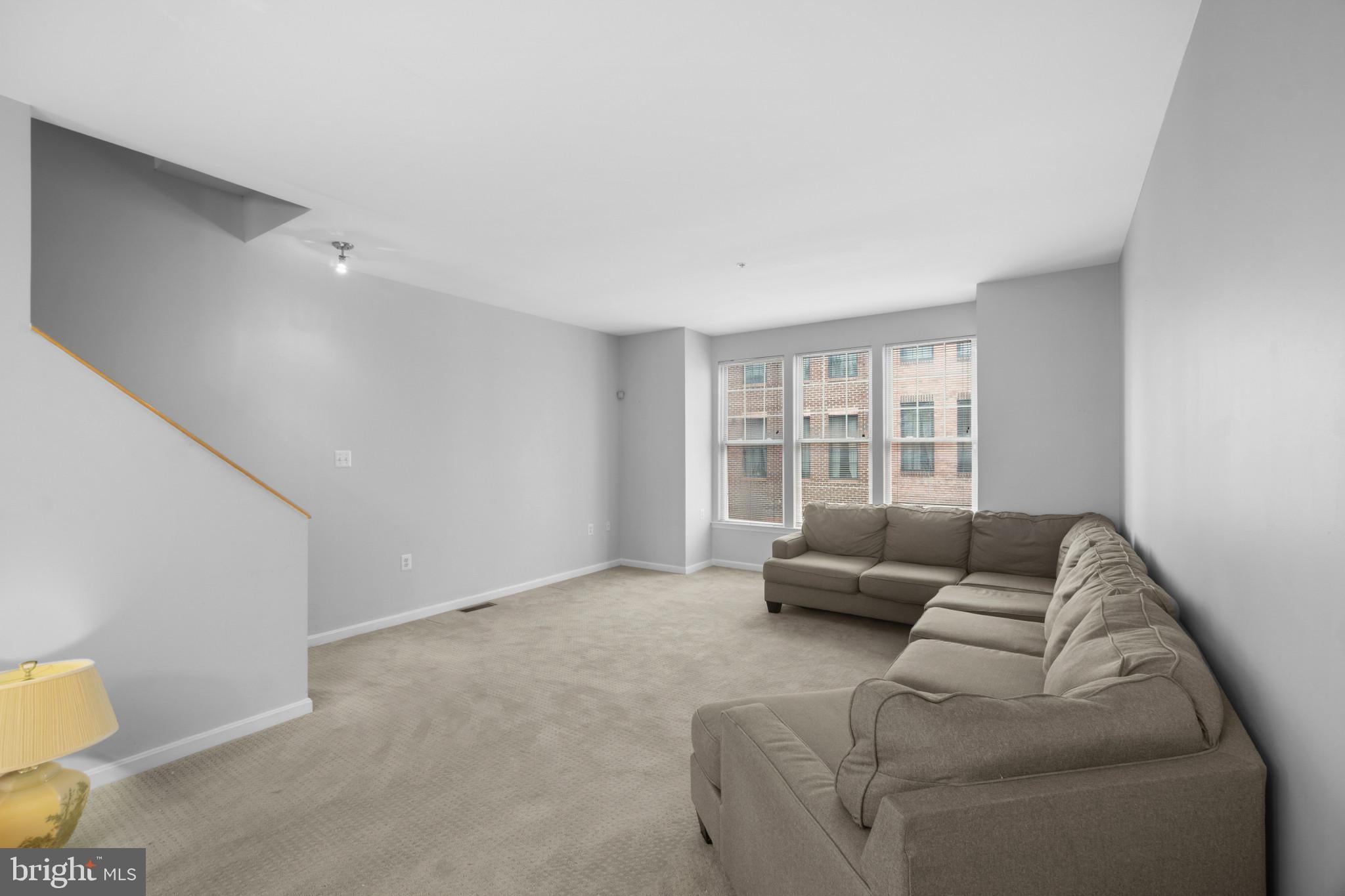 530 CANTON COURT
