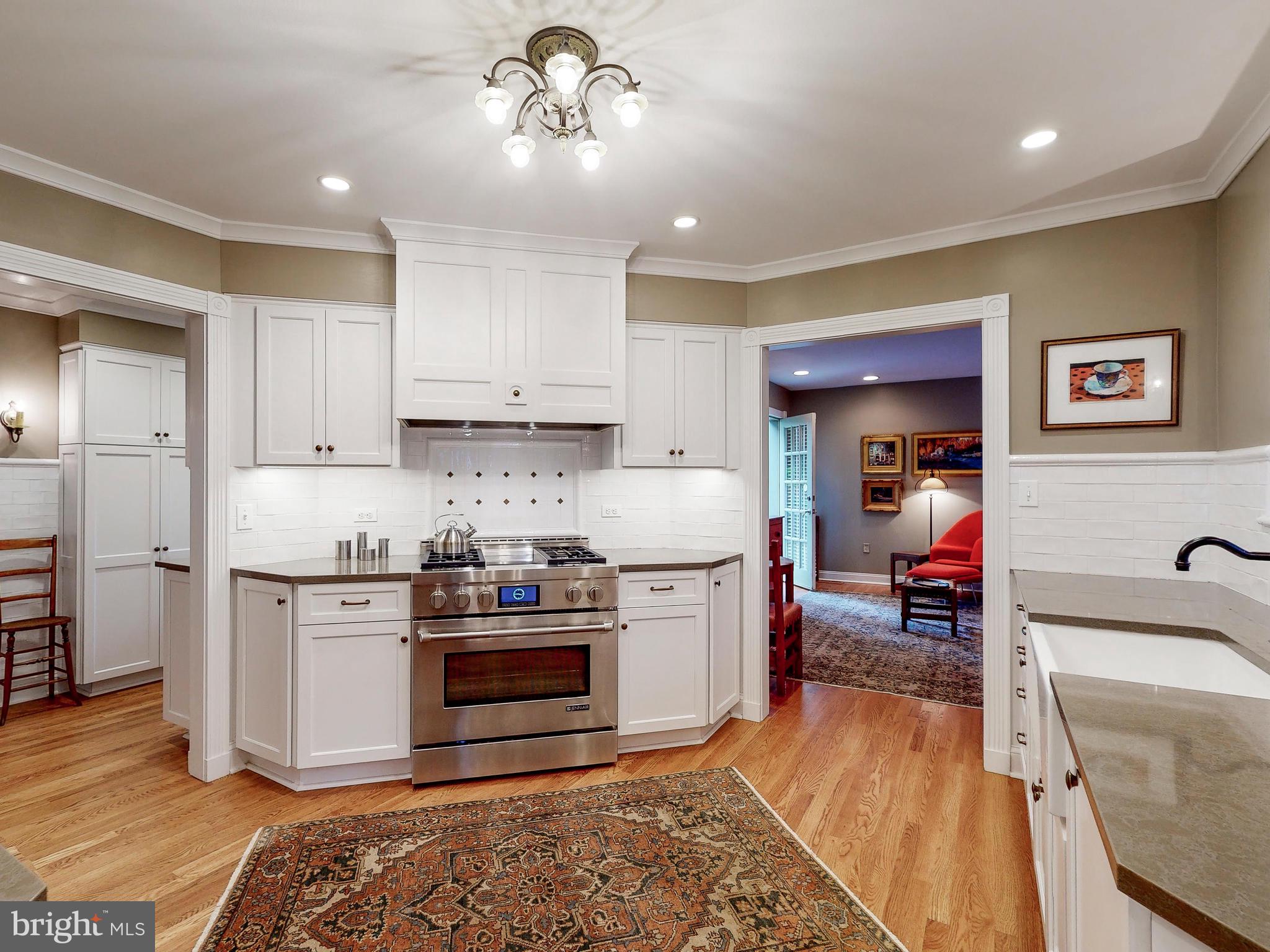 GREATER HOMELAND HISTORIC DISTRICT - Residential