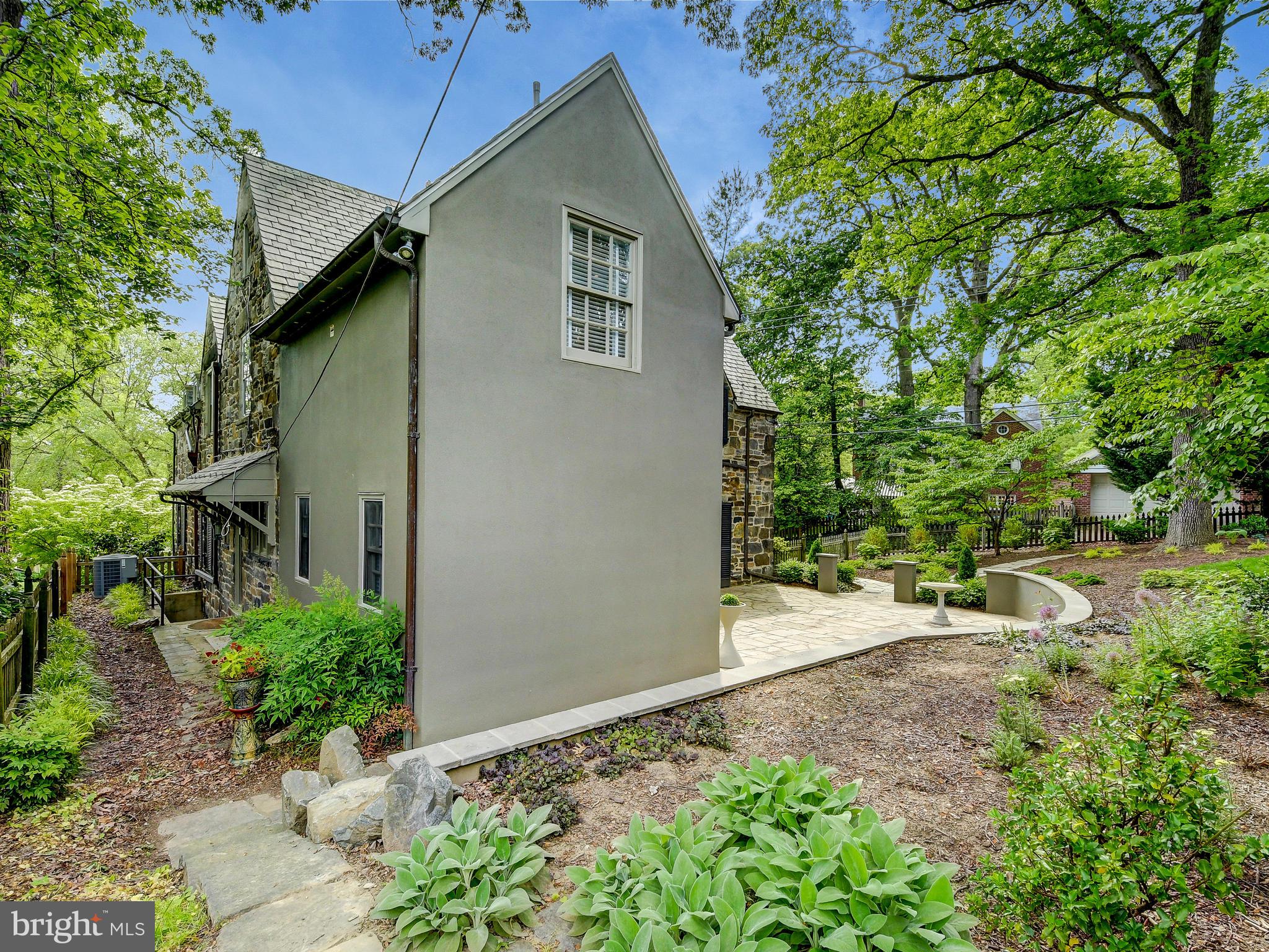 GREATER HOMELAND HISTORIC DISTRICT - Residential