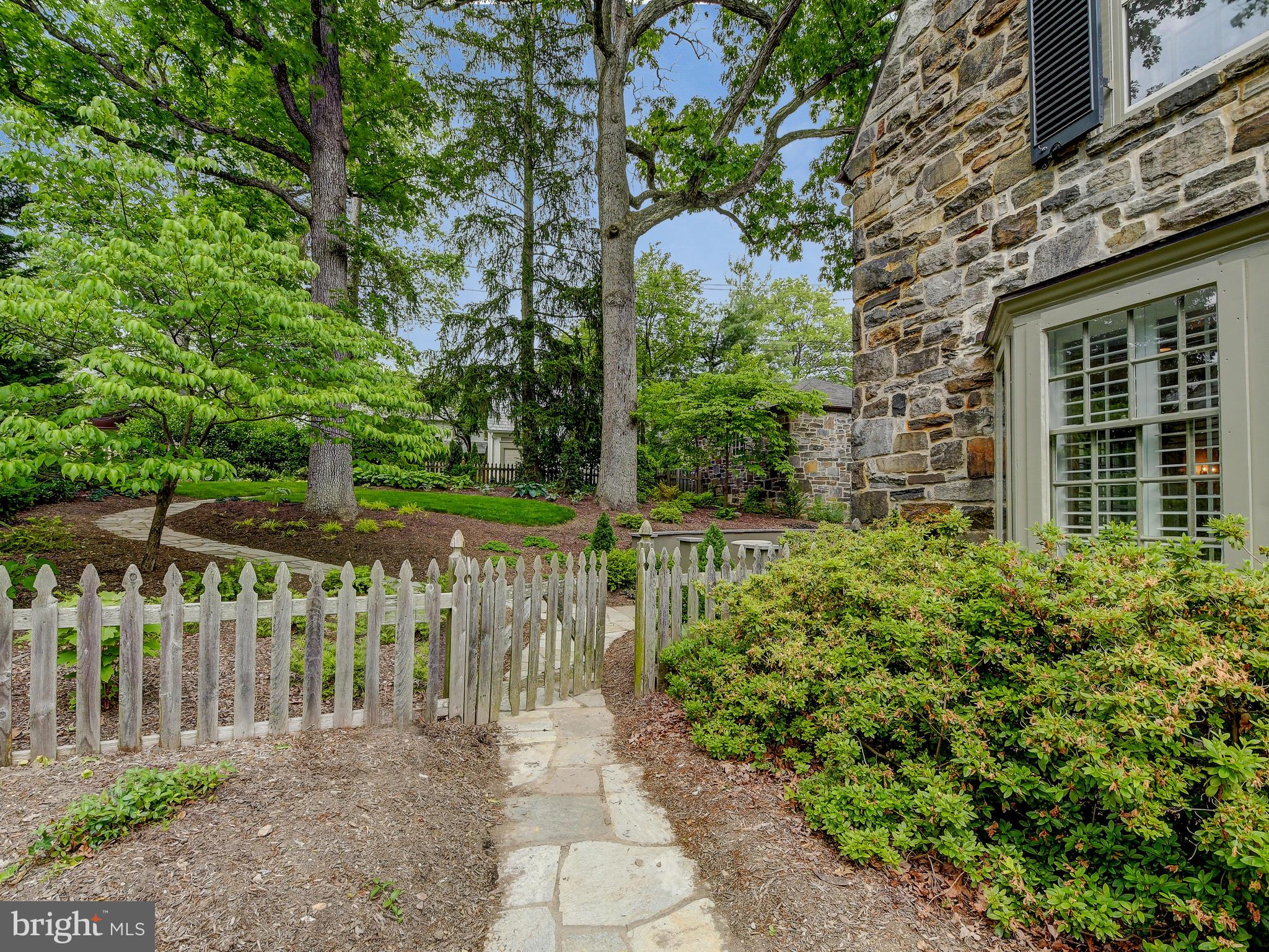 GREATER HOMELAND HISTORIC DISTRICT - Residential