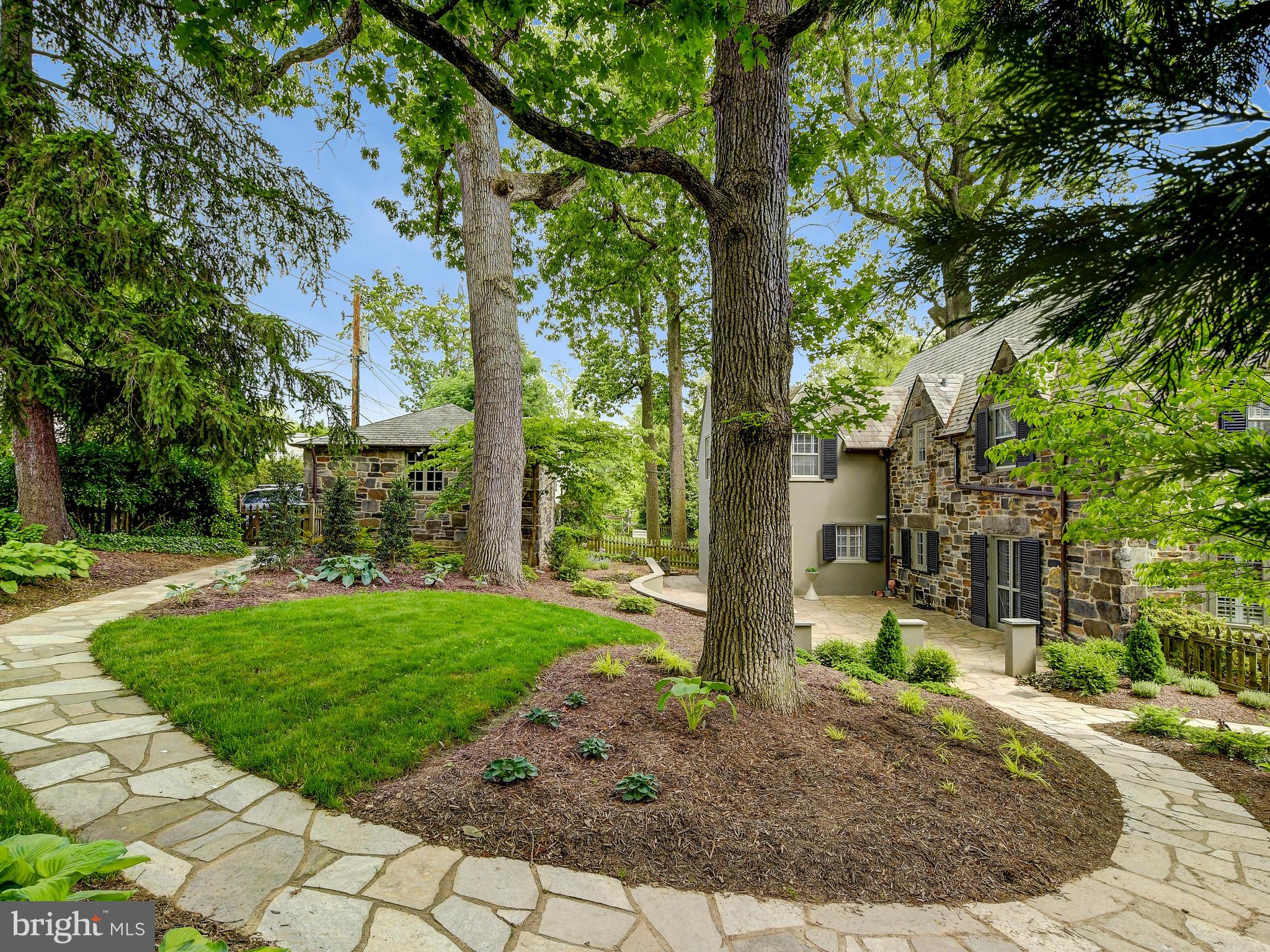 GREATER HOMELAND HISTORIC DISTRICT - Residential