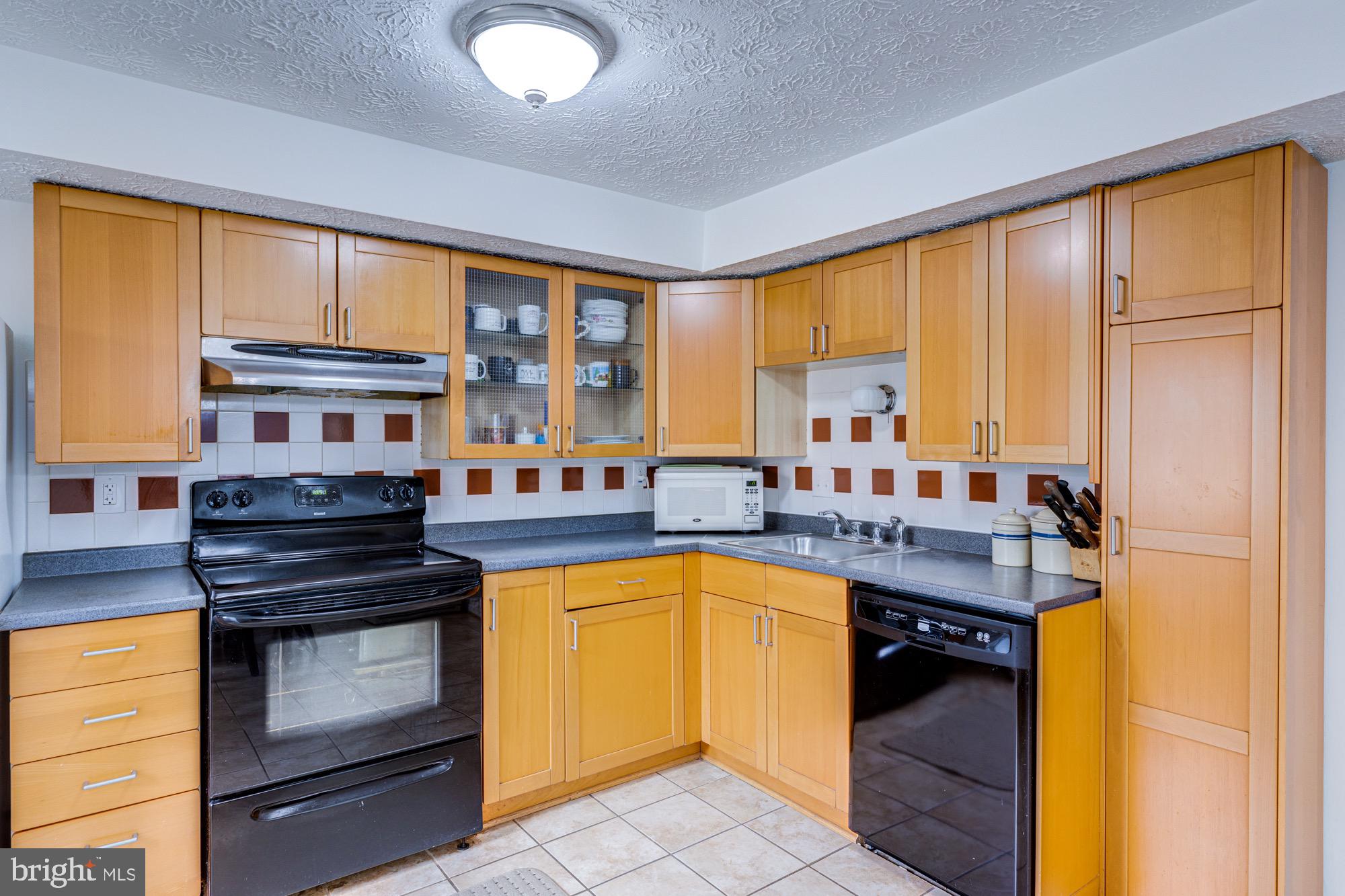 BRENTLEIGH - Residential