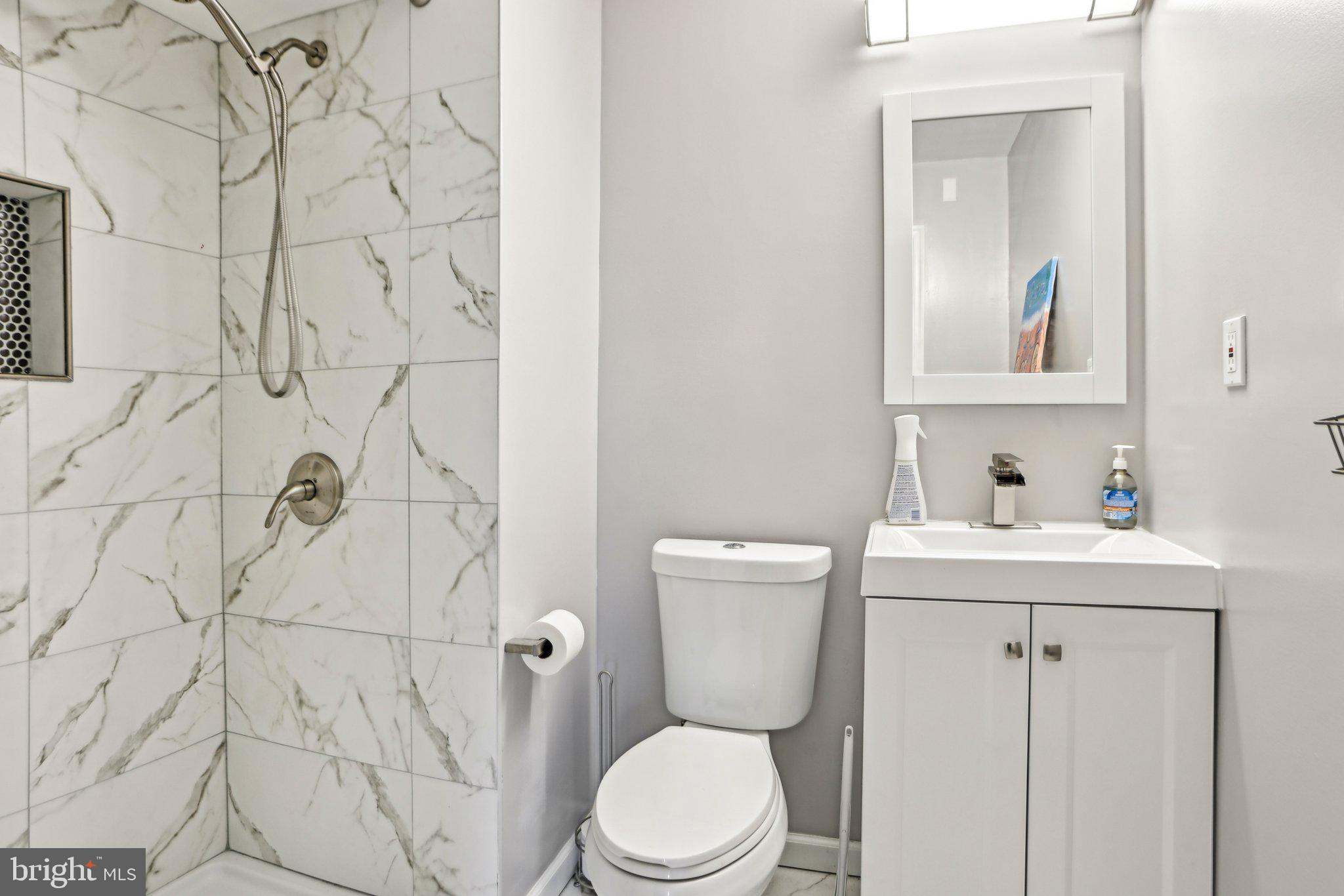 TYROL ESTATES - Residential