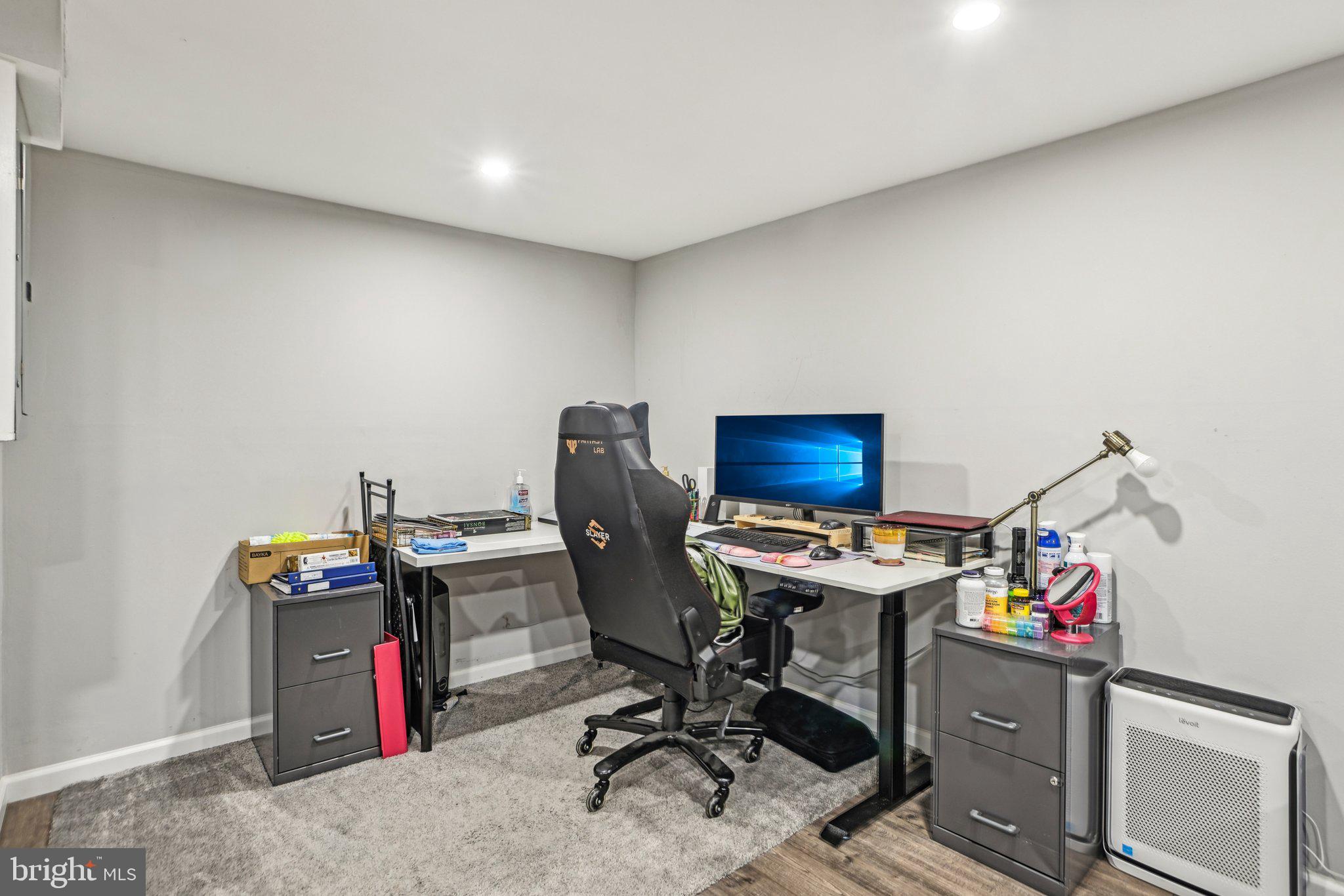 TYROL ESTATES - Residential