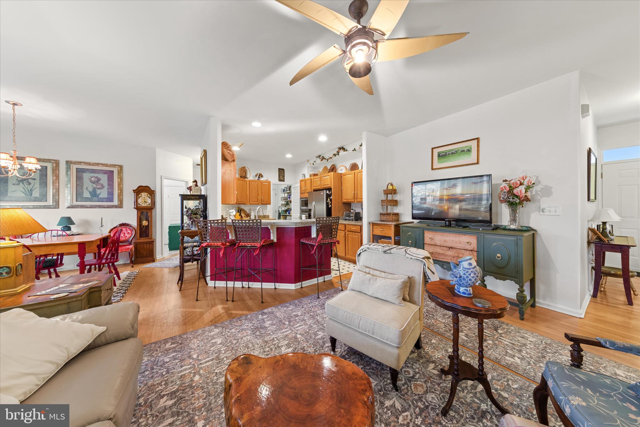 HEARTHSTONE MANOR - Residential