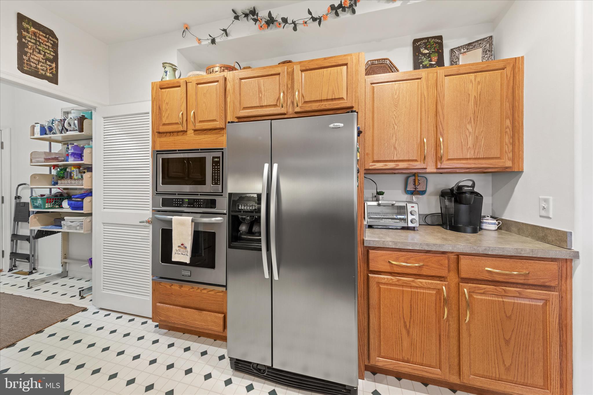 HEARTHSTONE MANOR - Residential