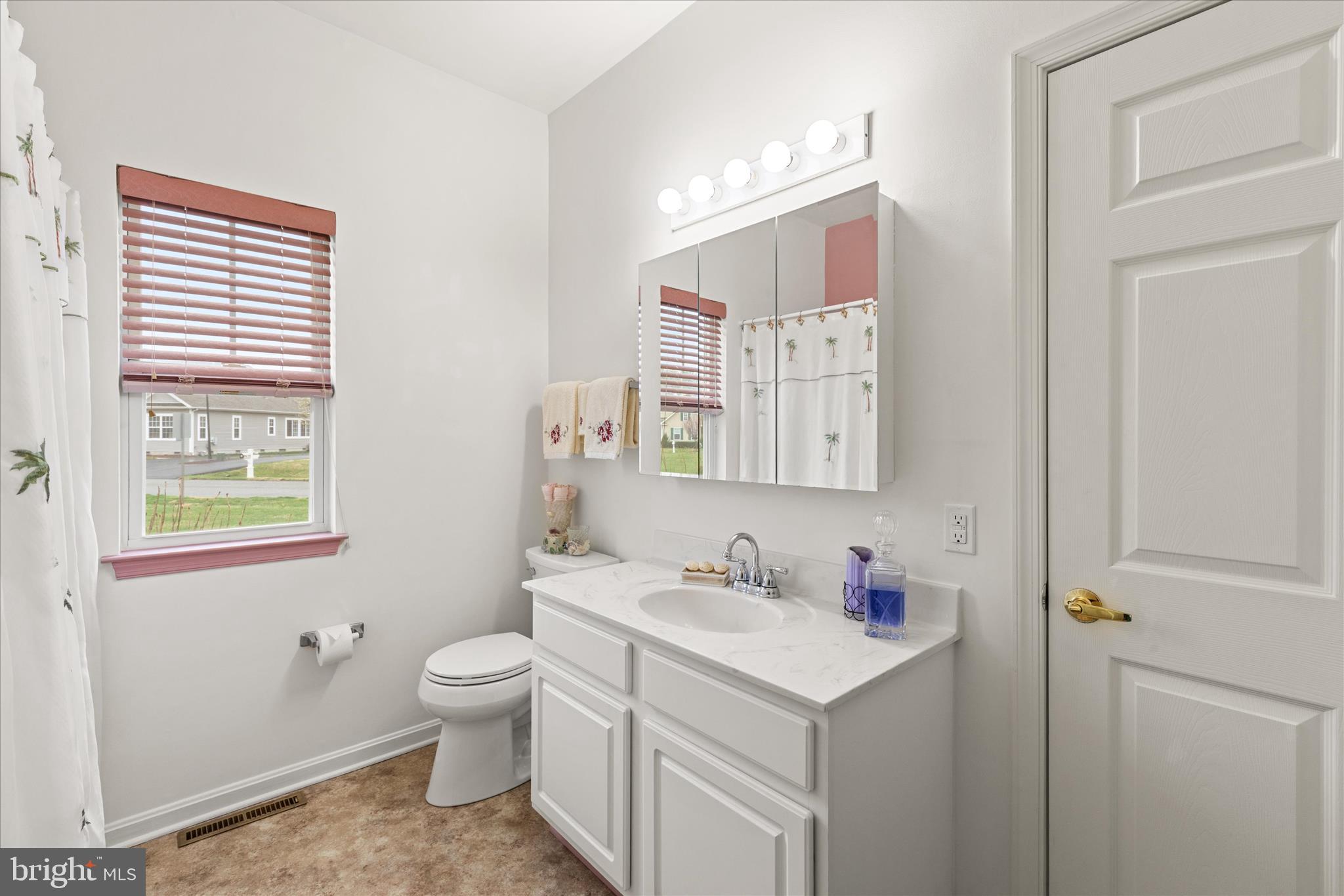 HEARTHSTONE MANOR - Residential