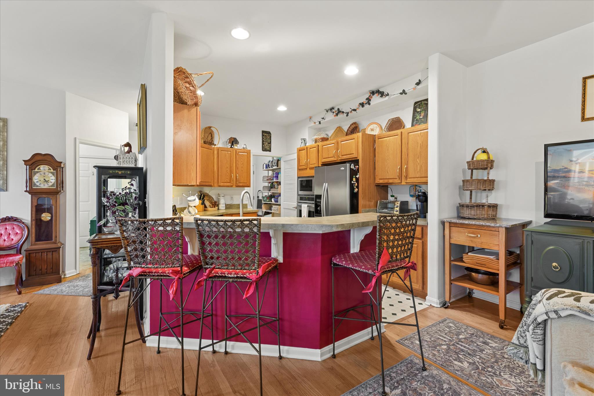 HEARTHSTONE MANOR - Residential