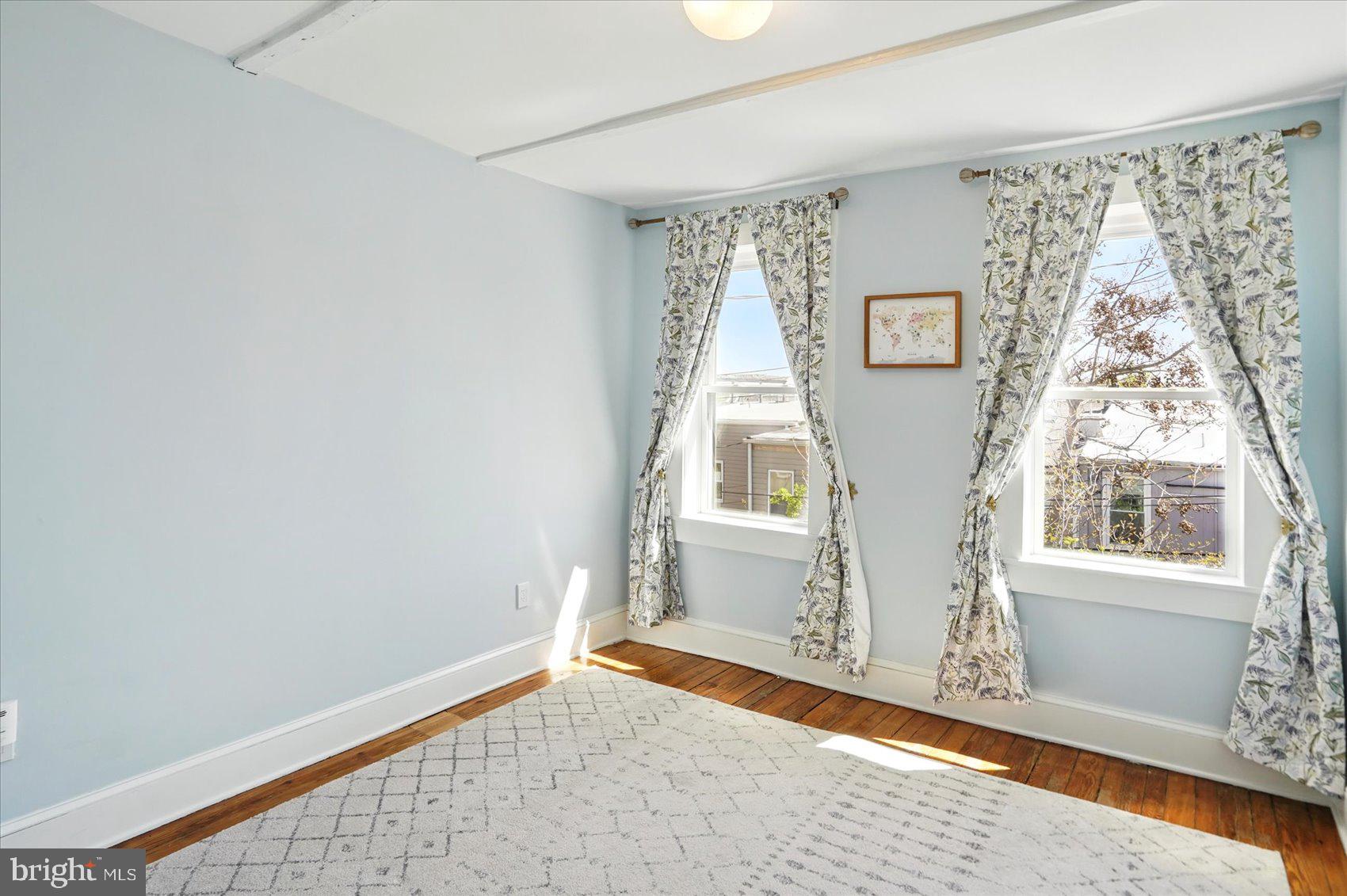 BUTCHERS HILL - Residential