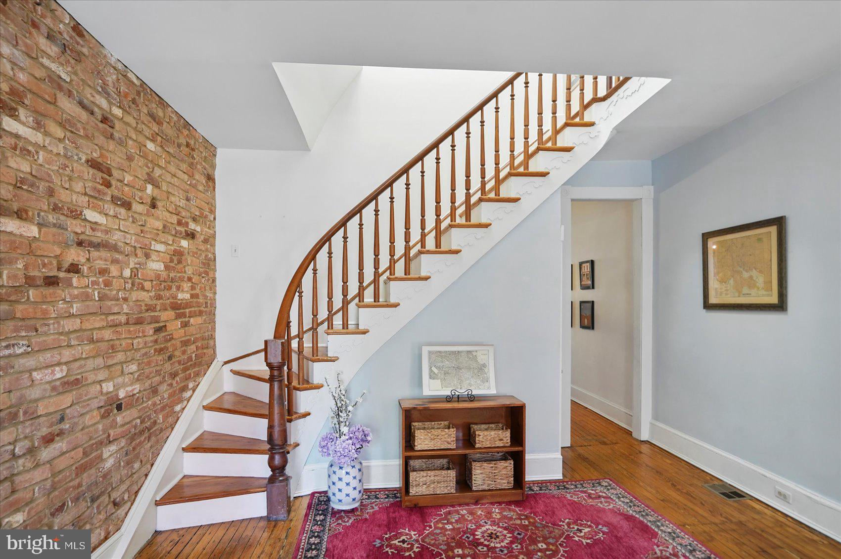 BUTCHERS HILL - Residential