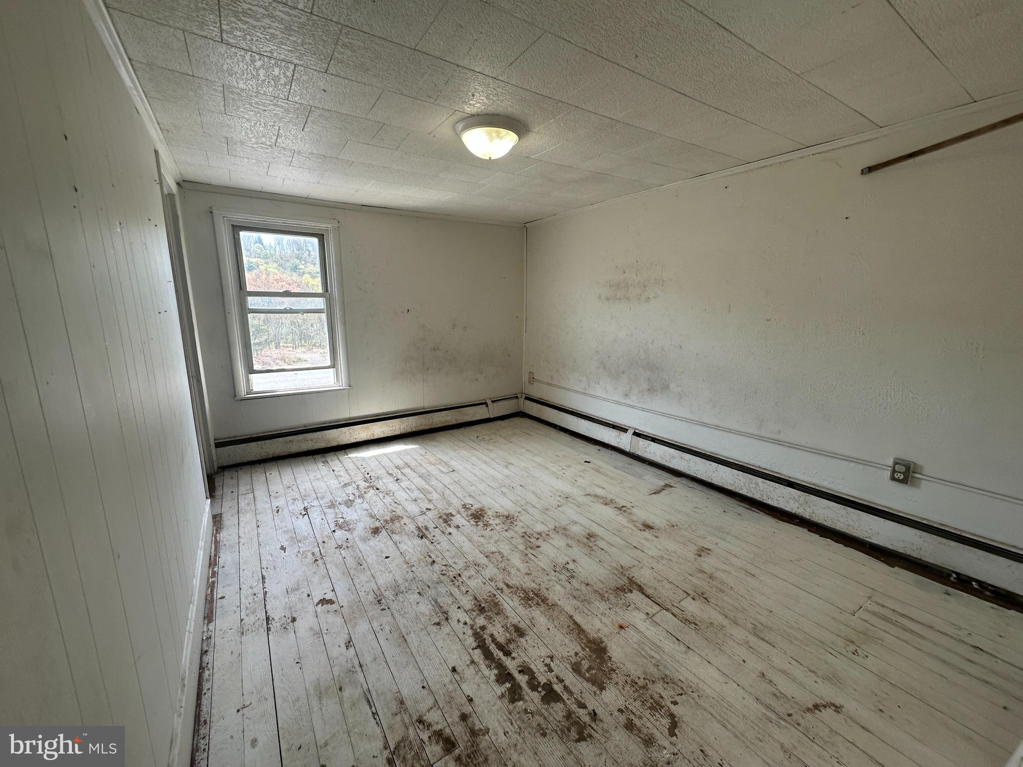 NEW PHILADELPHIA - Residential