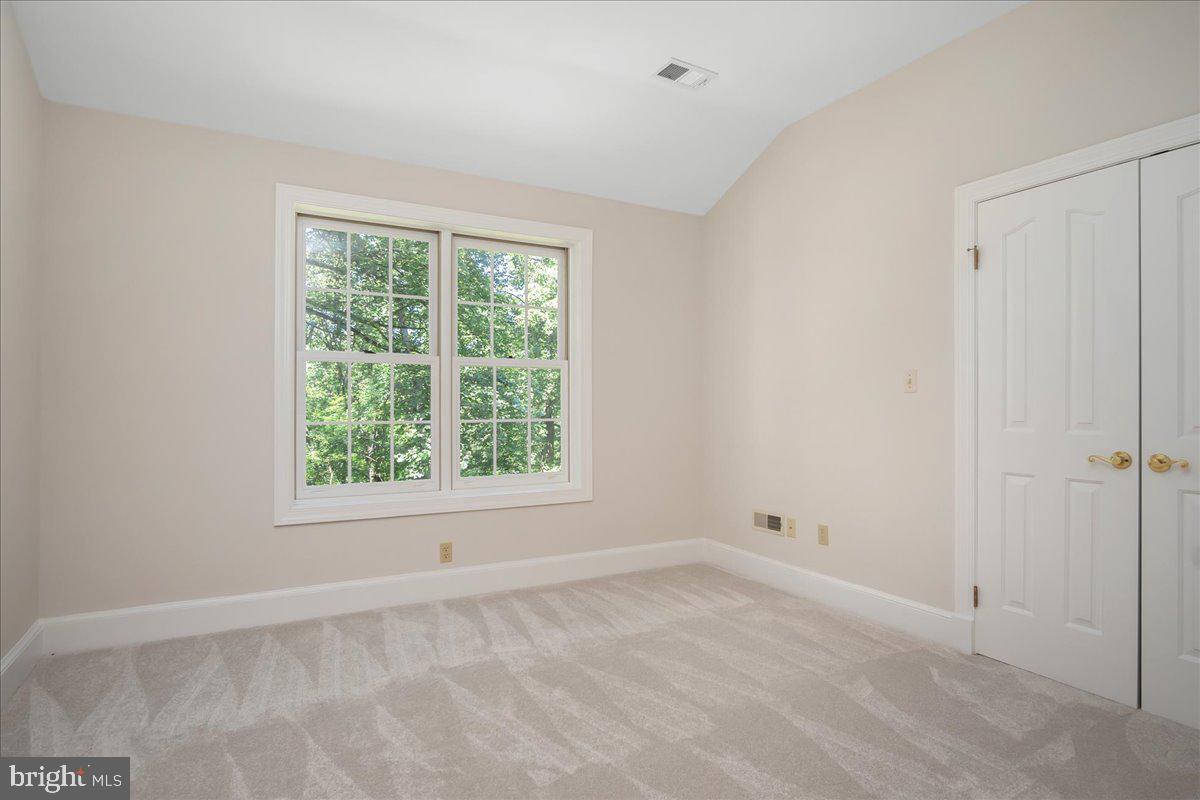 AVERY FOREST - Residential