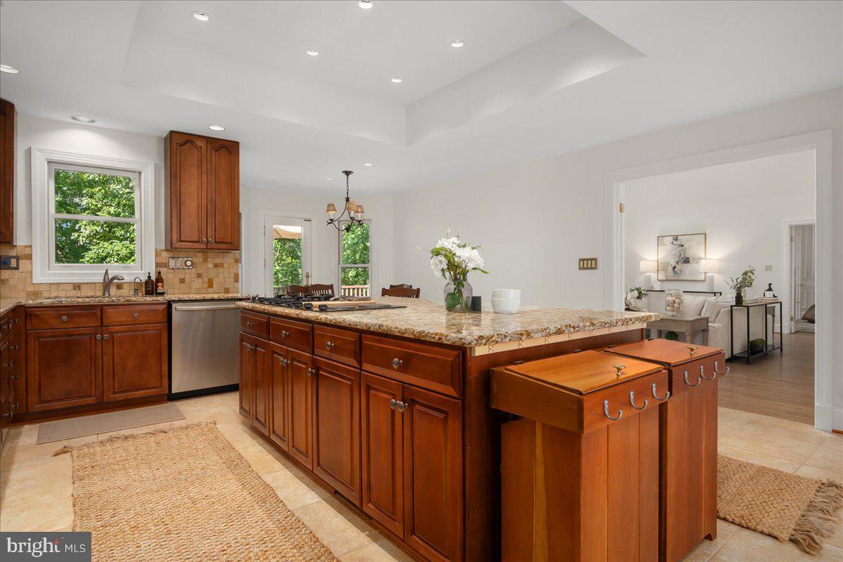 AVERY FOREST - Residential