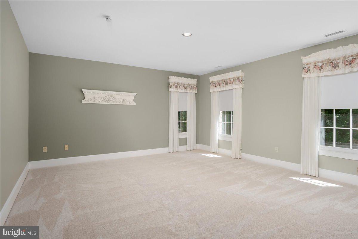 AVERY FOREST - Residential