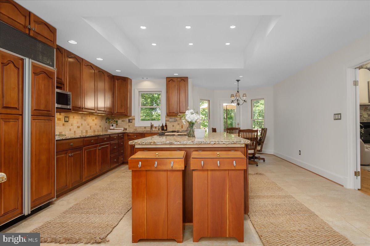 AVERY FOREST - Residential