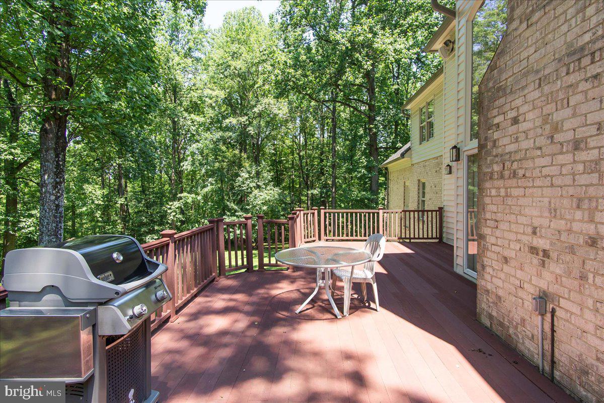 AVERY FOREST - Residential