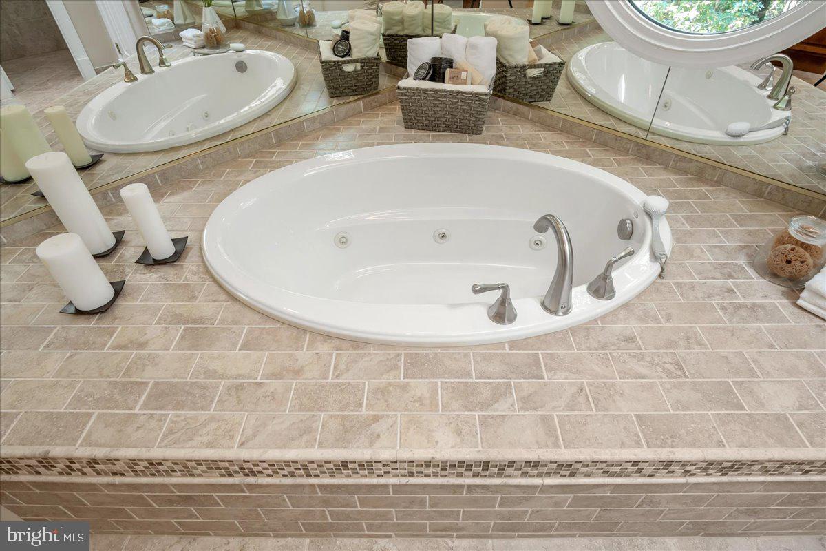 AVERY FOREST - Residential