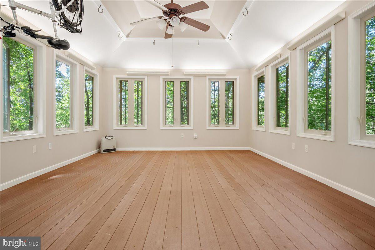 AVERY FOREST - Residential