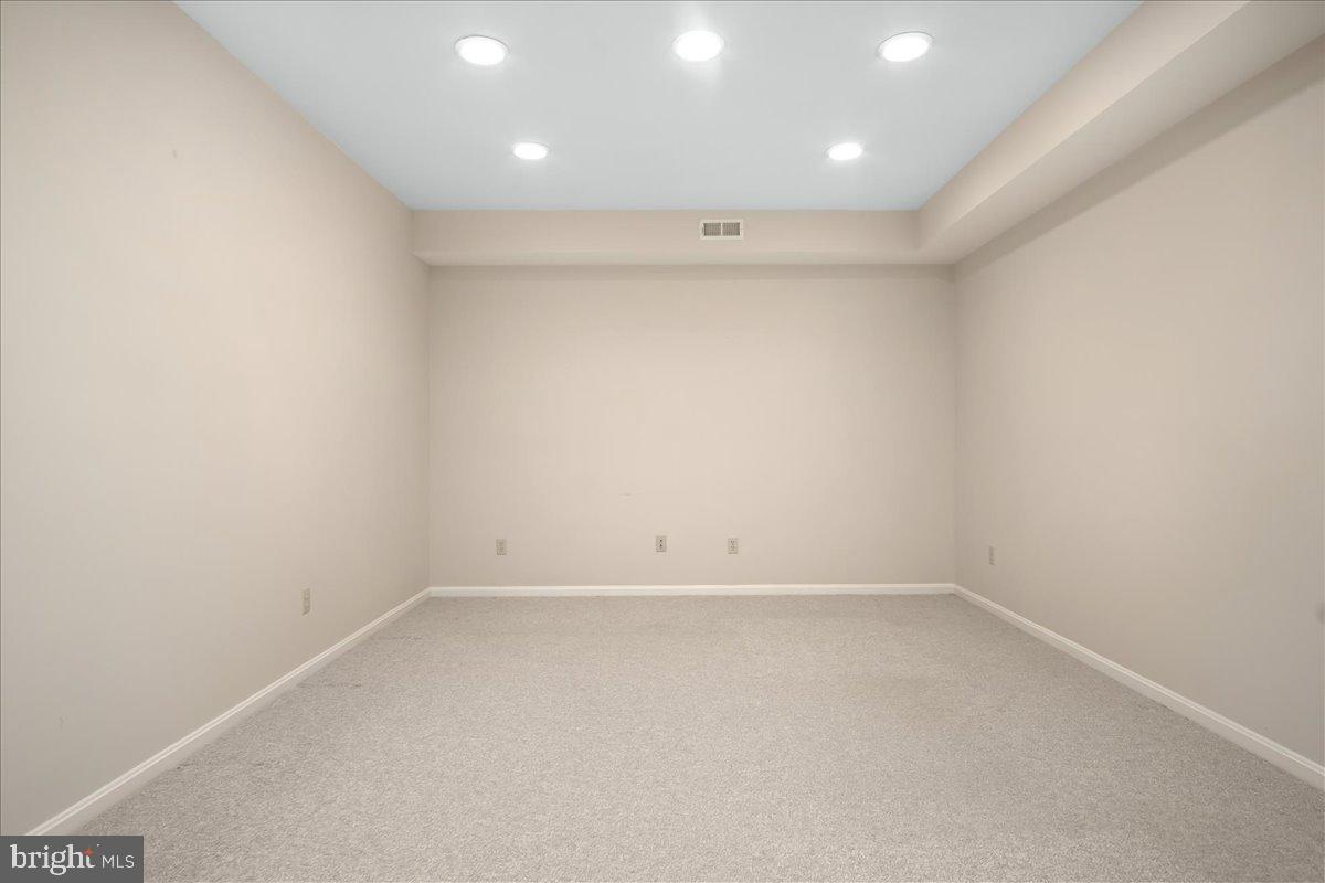 AVERY FOREST - Residential