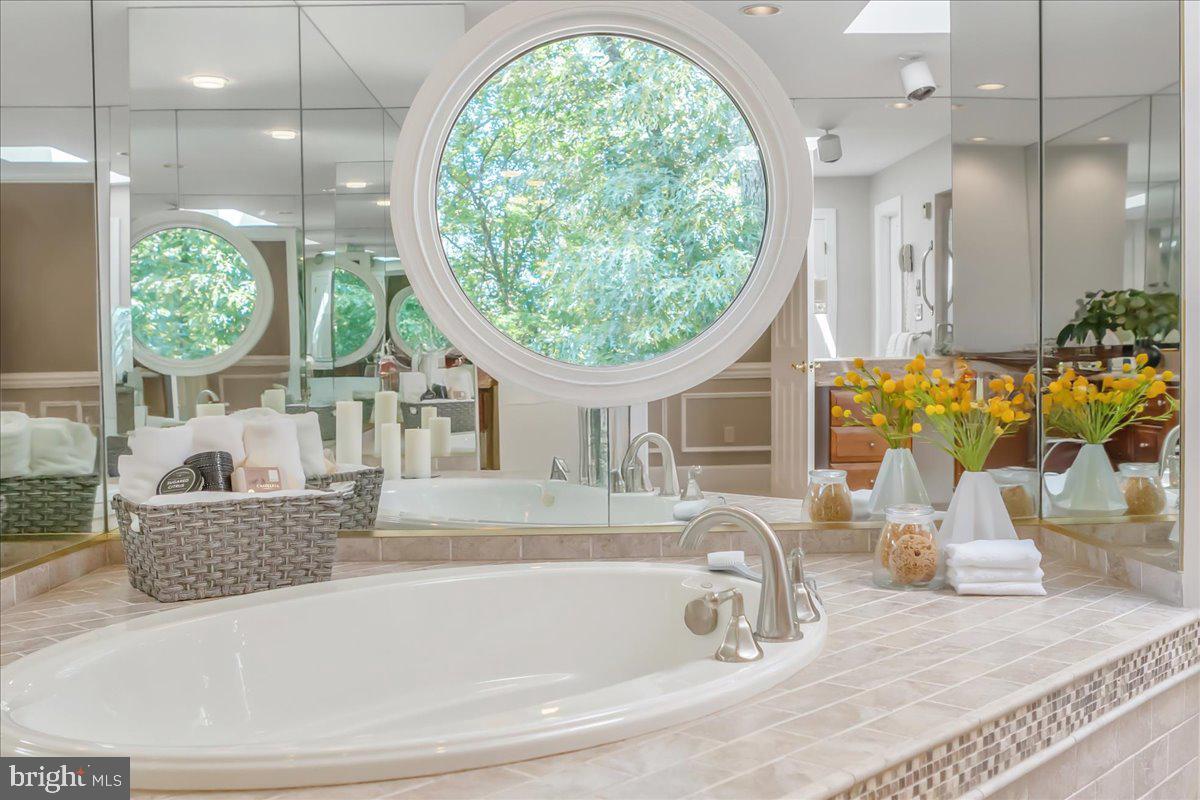 AVERY FOREST - Residential