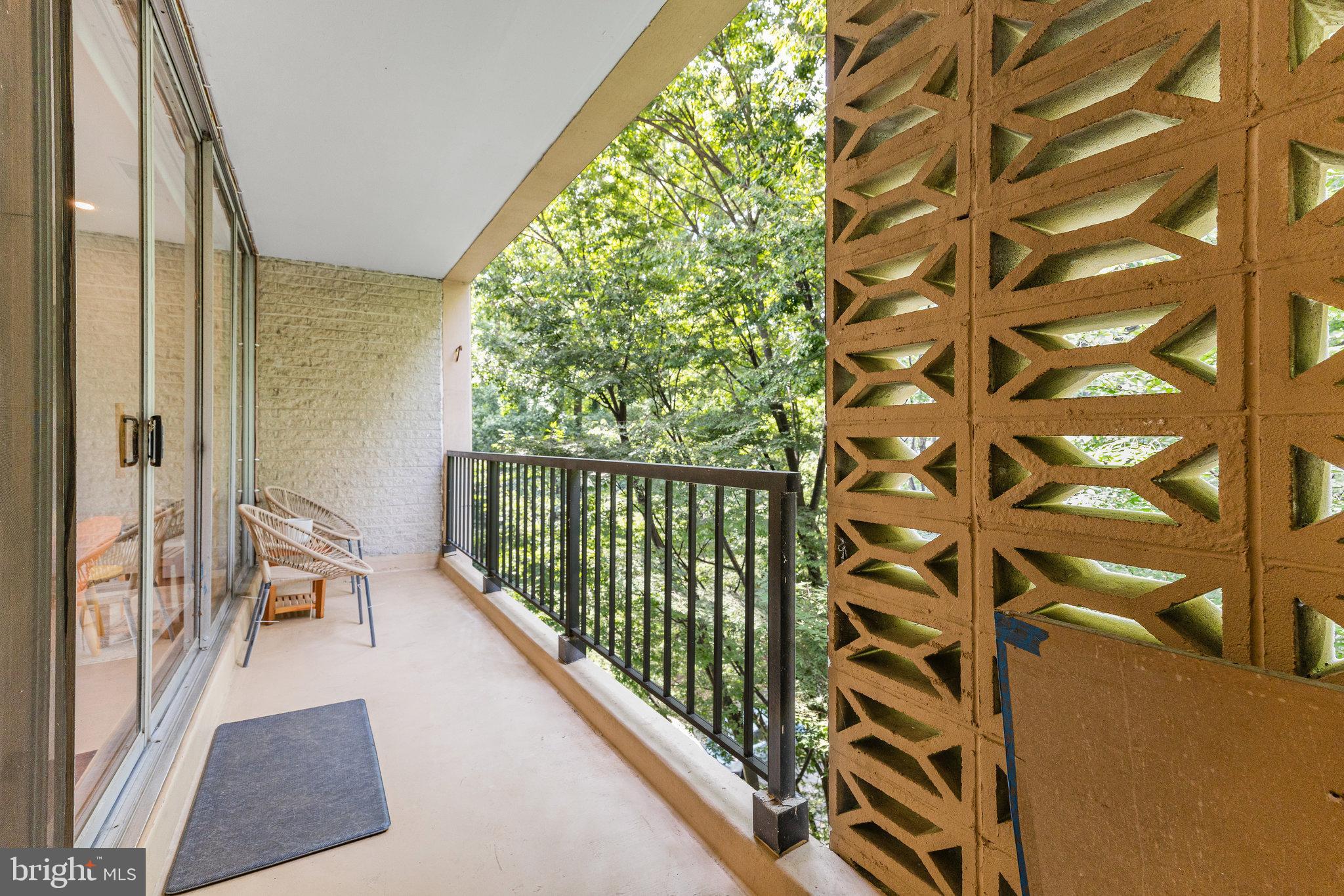 IVYMOUNT COURT - Residential