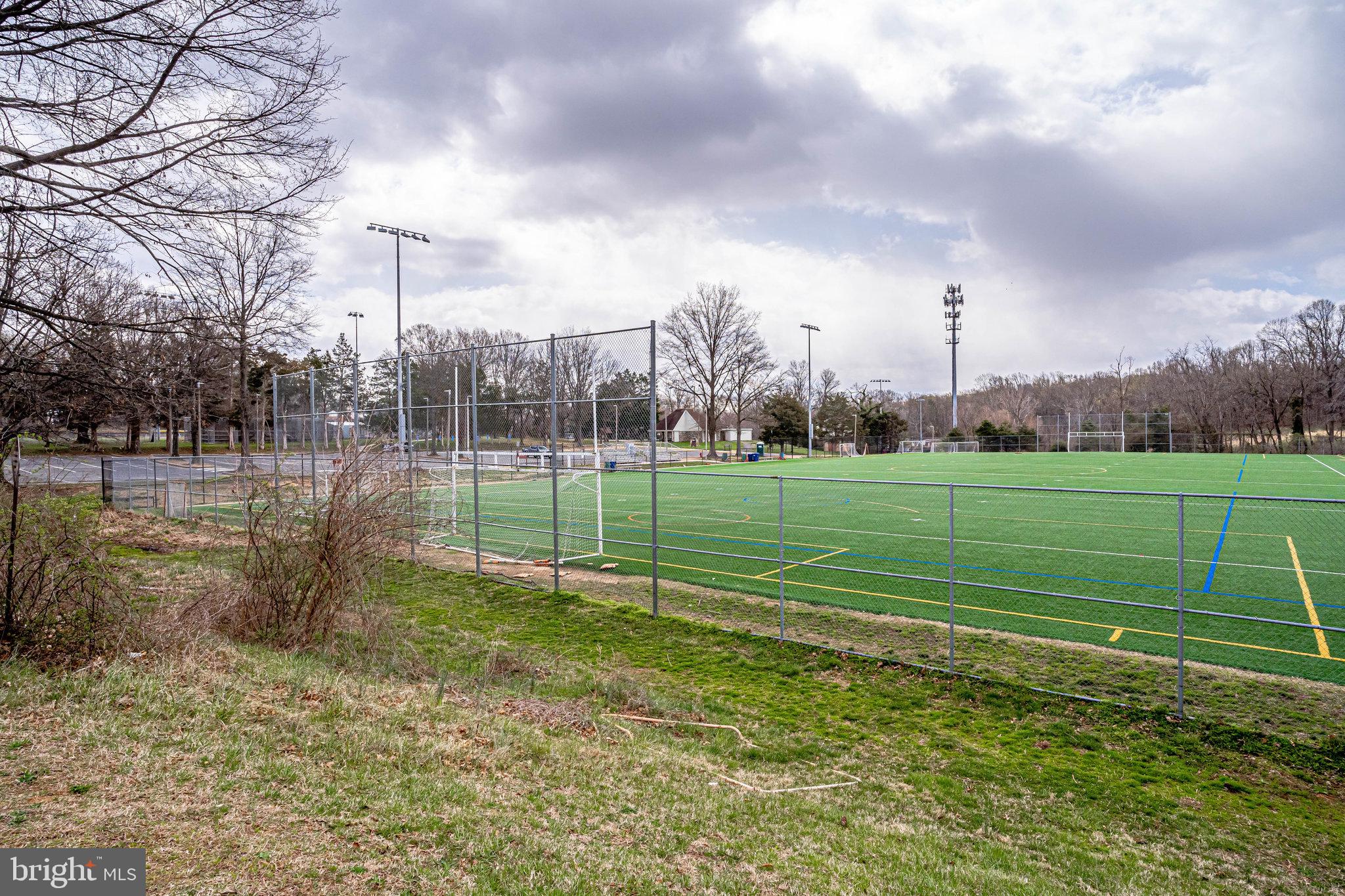 IVYMOUNT COURT - Residential