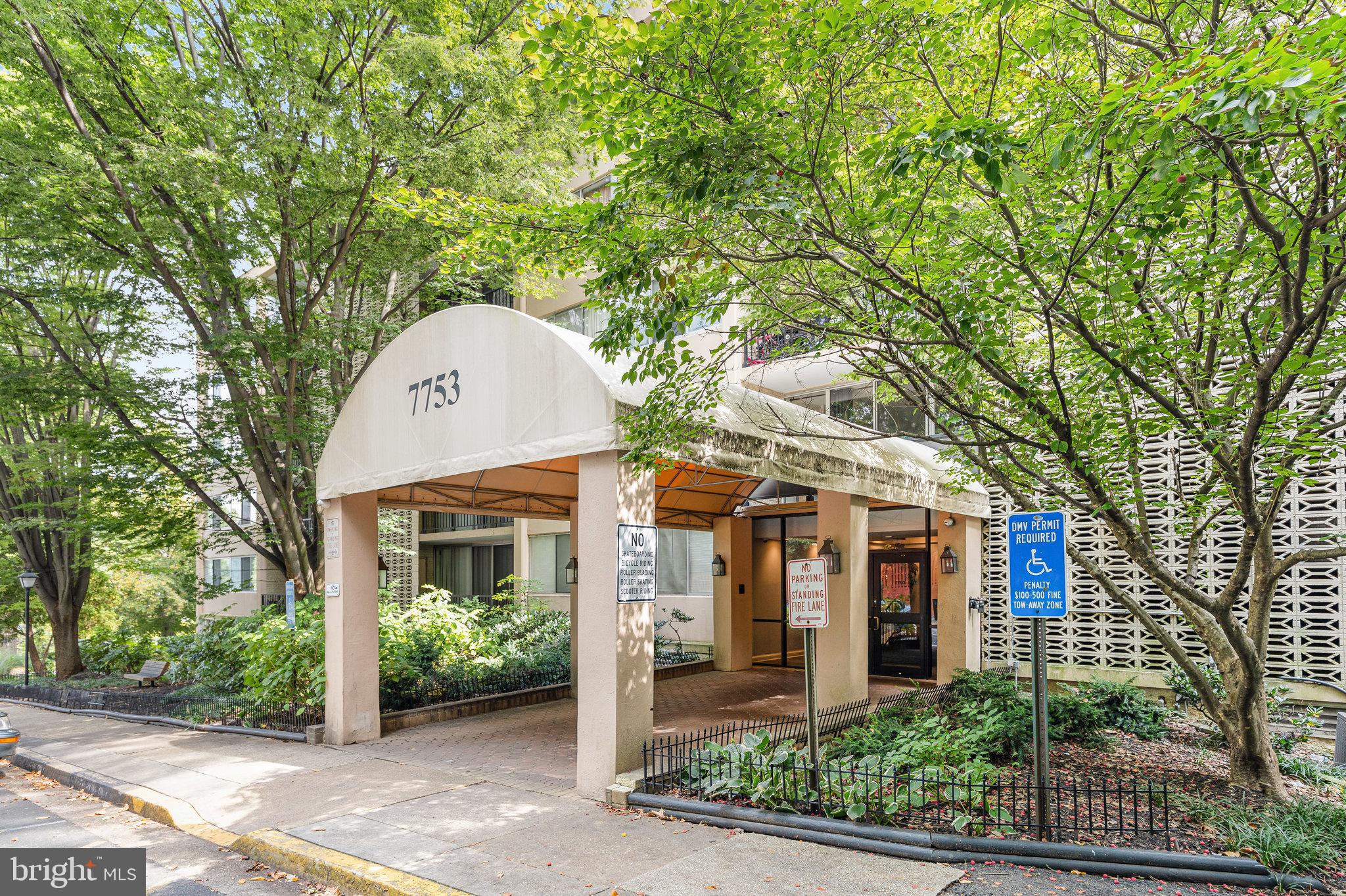 IVYMOUNT COURT - Residential