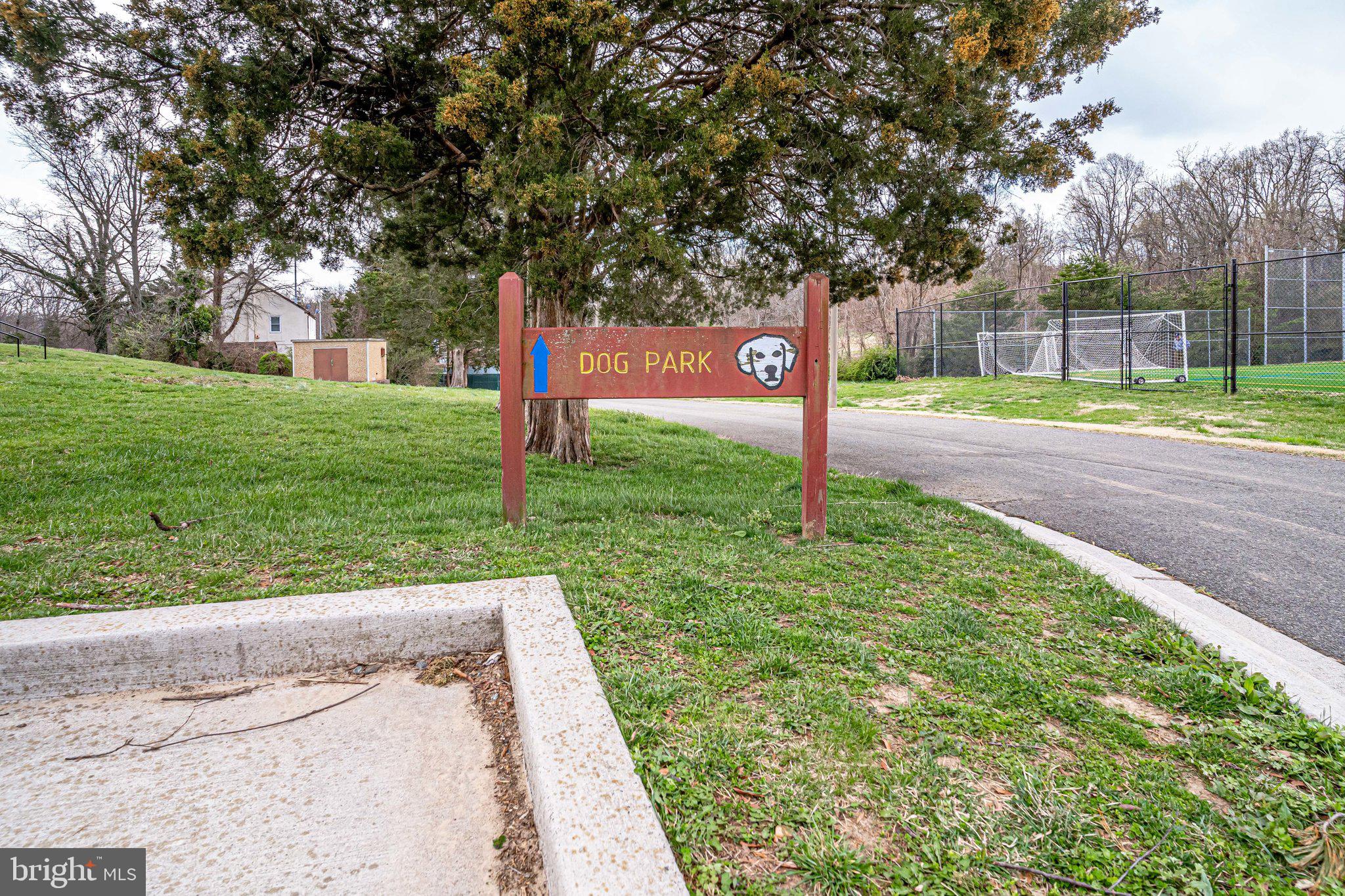 IVYMOUNT COURT - Residential