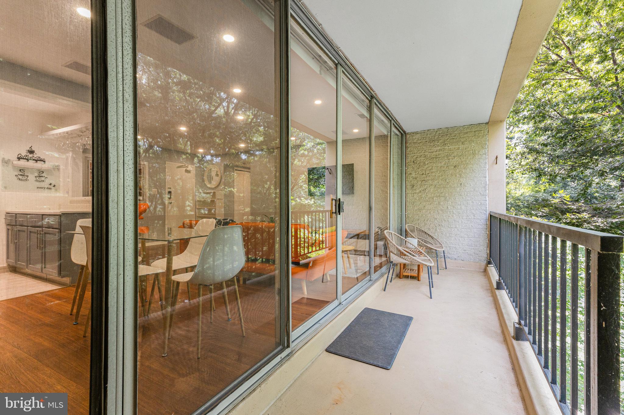 IVYMOUNT COURT - Residential