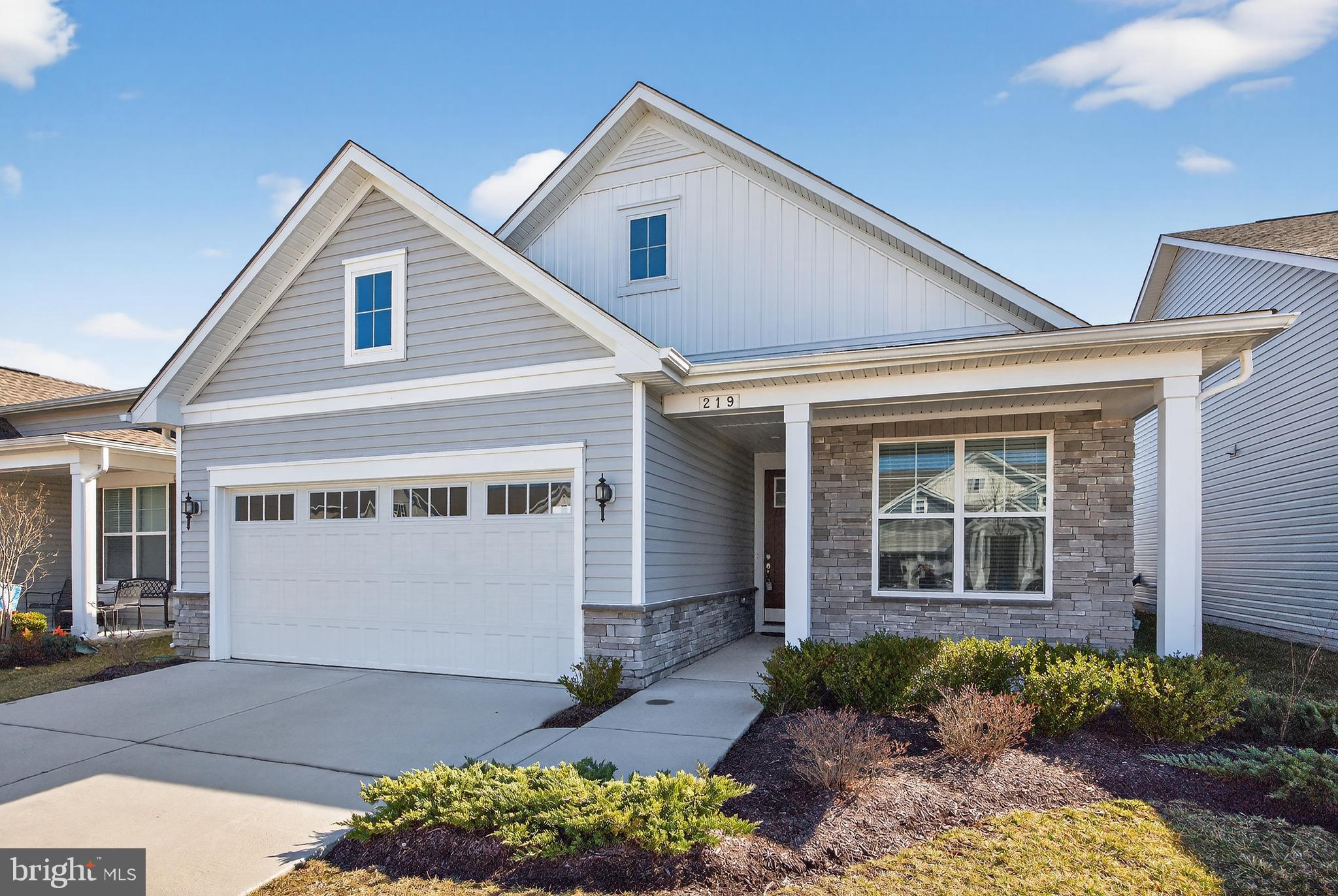 FOUR SEASONS AT KENT ISLAND - Residential