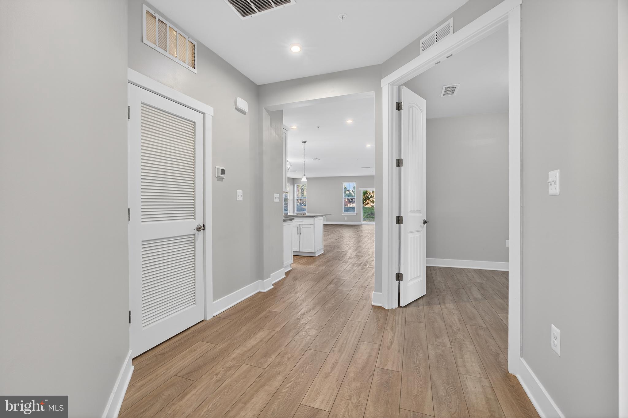 FOUR SEASONS AT KENT ISLAND - Residential