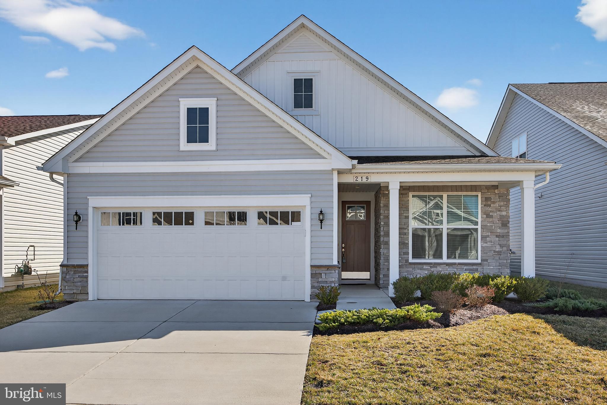 FOUR SEASONS AT KENT ISLAND - Residential