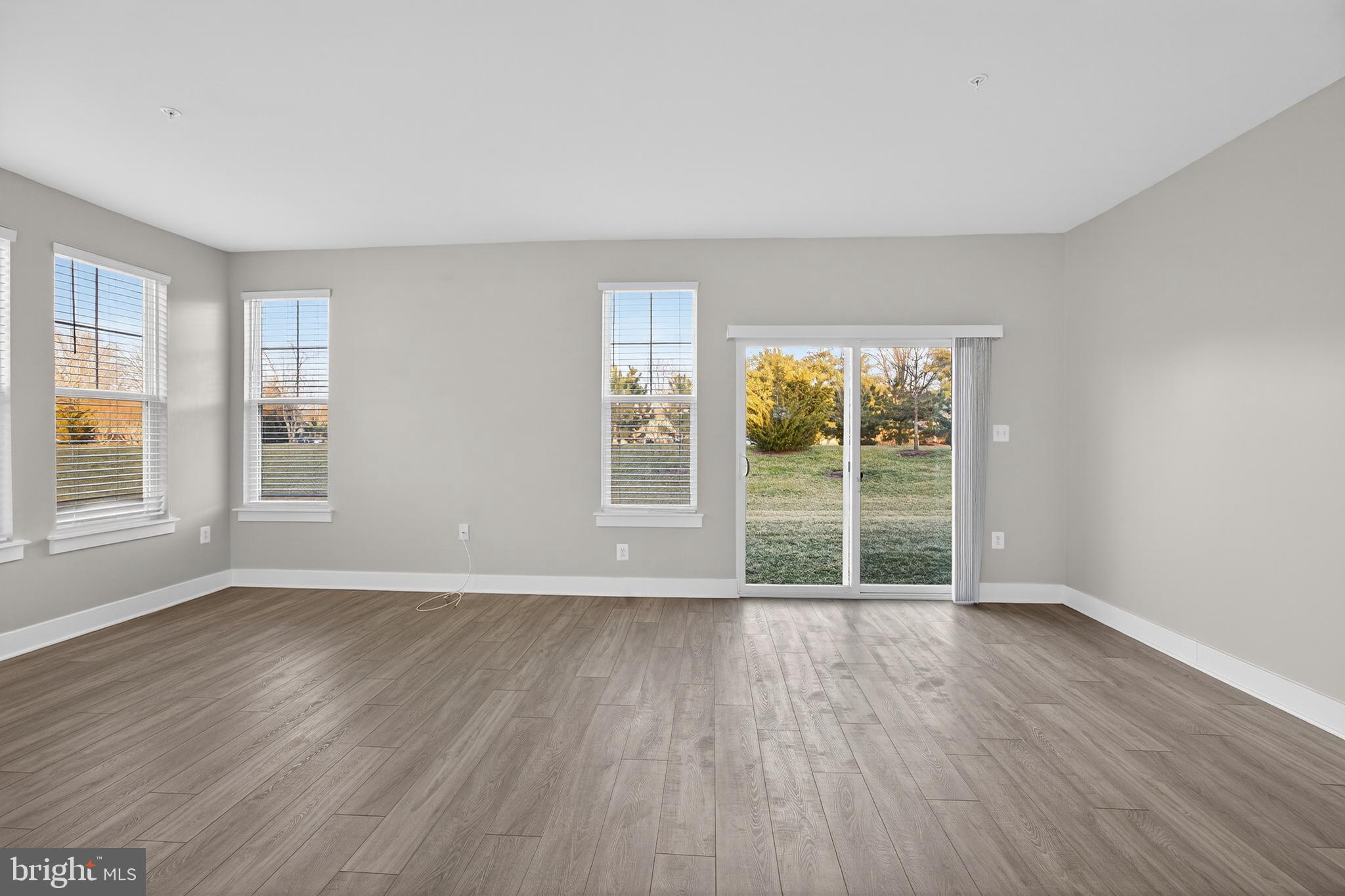 FOUR SEASONS AT KENT ISLAND - Residential